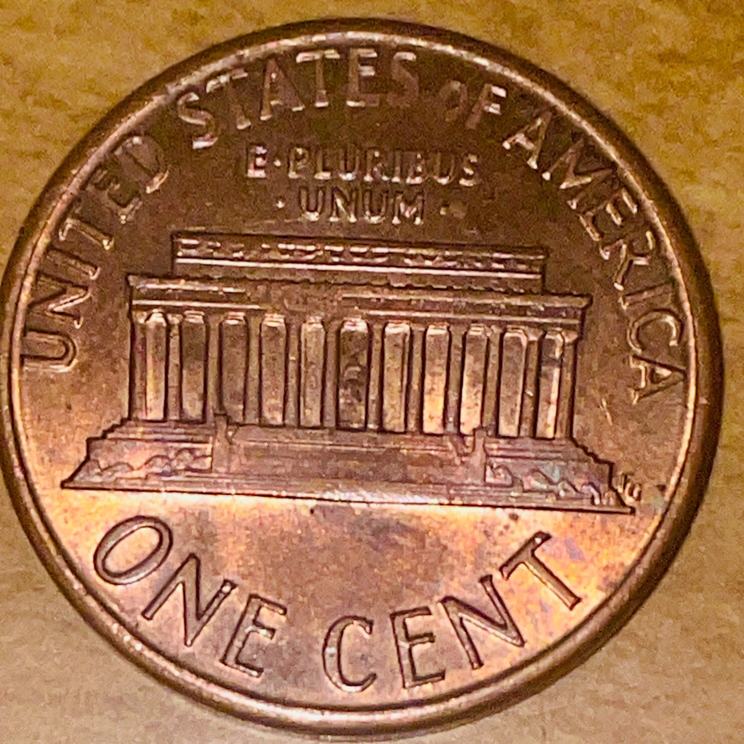 1987 Lincoln Memorial Broadstruck One Cent Circulated Coin with Errors