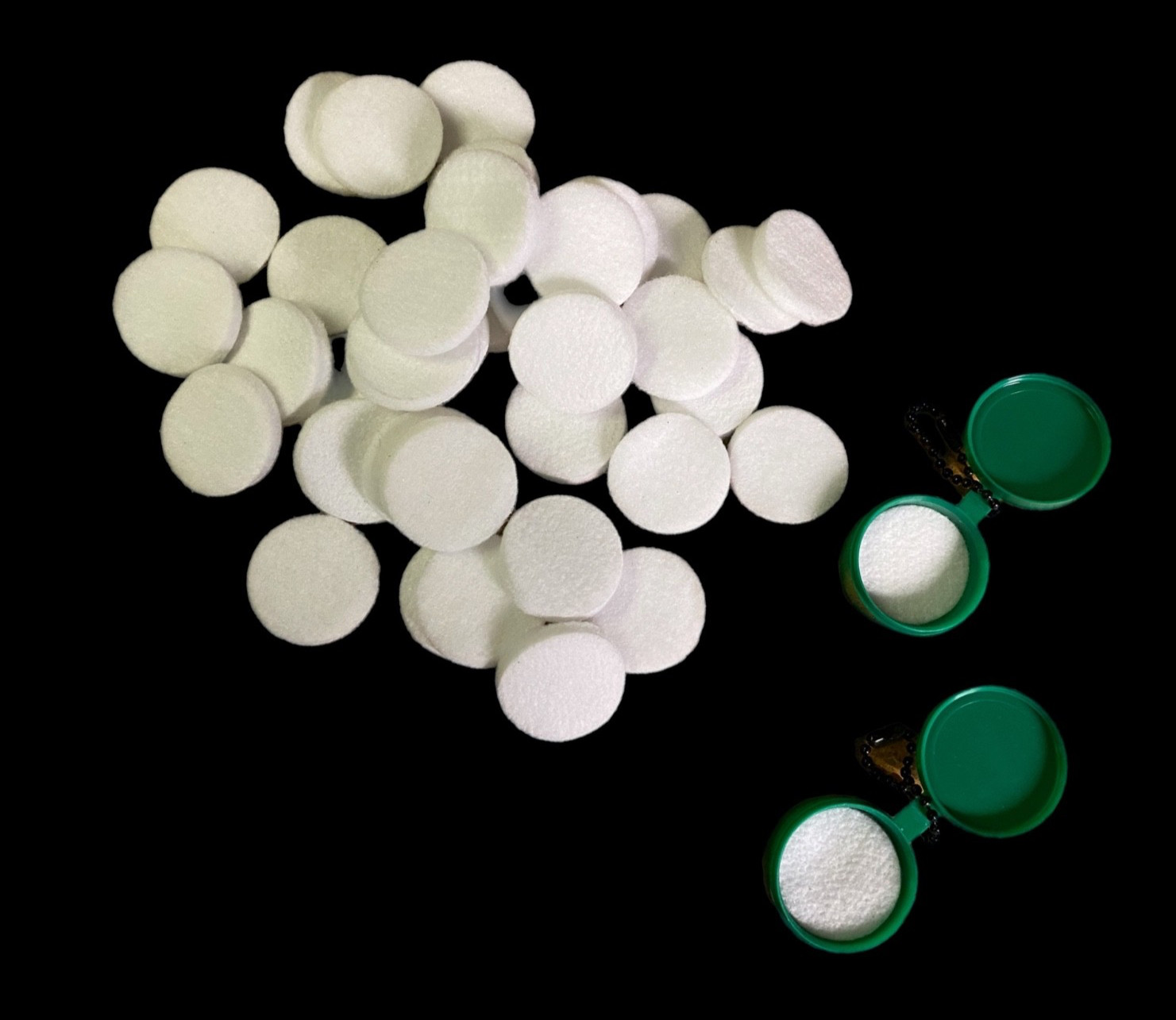 38 PC EZ SCENT Disc DISPENSER KIT - Deer Cover Lure  Attractant - Hunting Bow