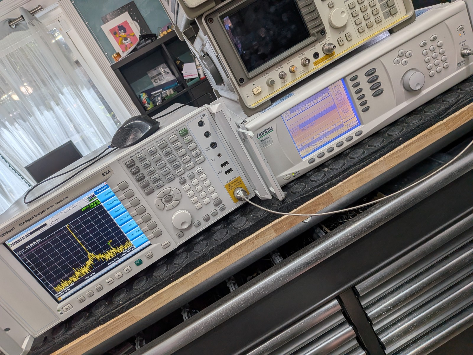 Agilent Keysight N9010a (N9020a)26.5Ghz EXA Spectrum Analyzer Low Noise! Ep2 Ep3