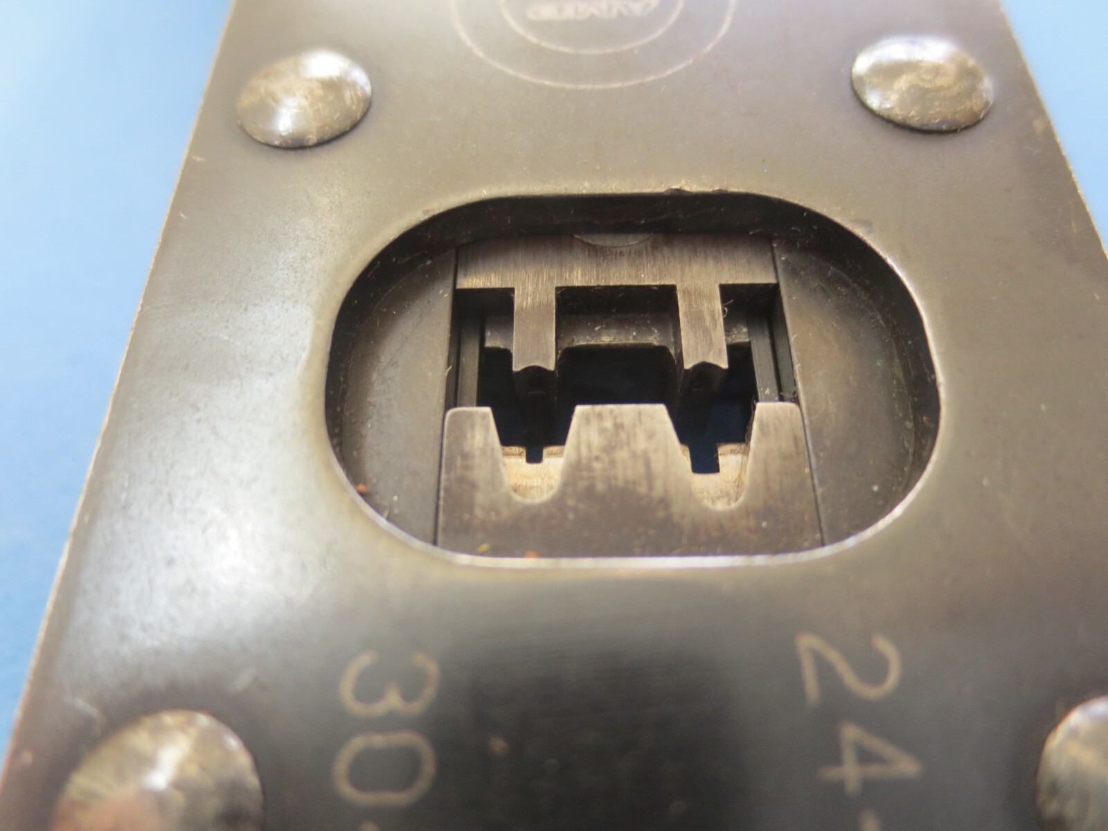 AMP 90202-2 * Hand Crimp Tool * (Missing the ratchet Spring)