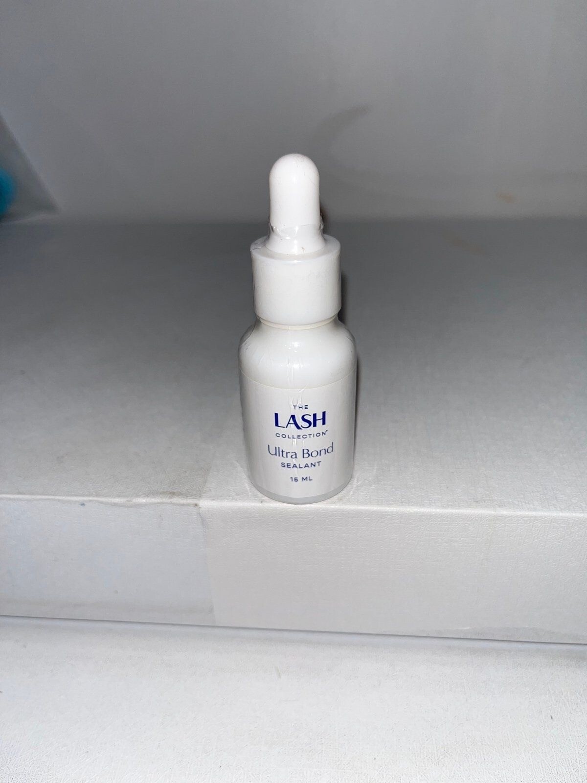 The lash ultra bond sealant, sealed 15ml