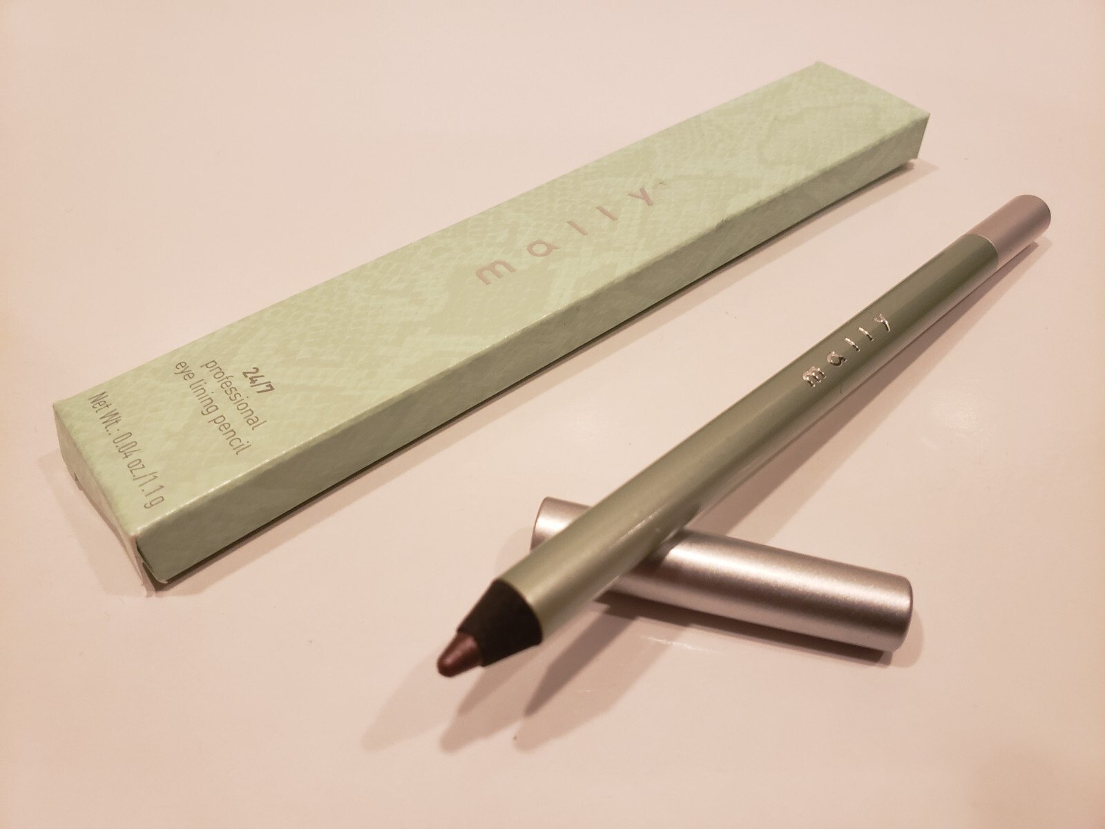 Mally ~ 24/7 Professional Eye Lining Pencil ~ Best Brown ~ 0.04oz~ NIB