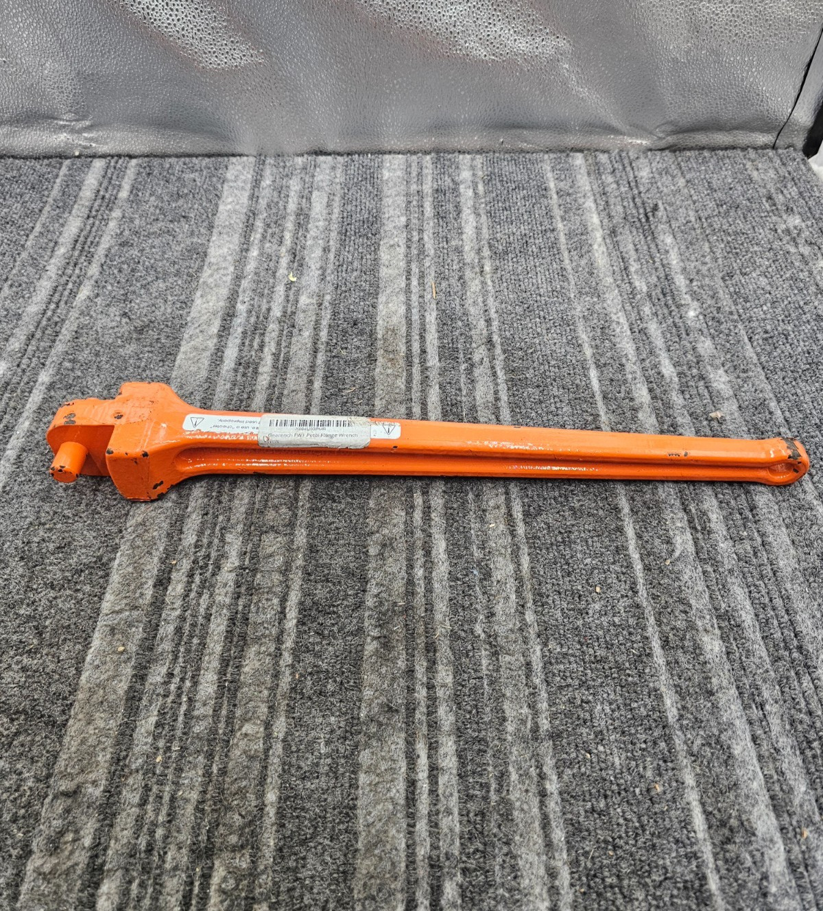 GEARENCH FW1: 1-12 In. x 18 In. Flange Wrench for Threaded Flanges