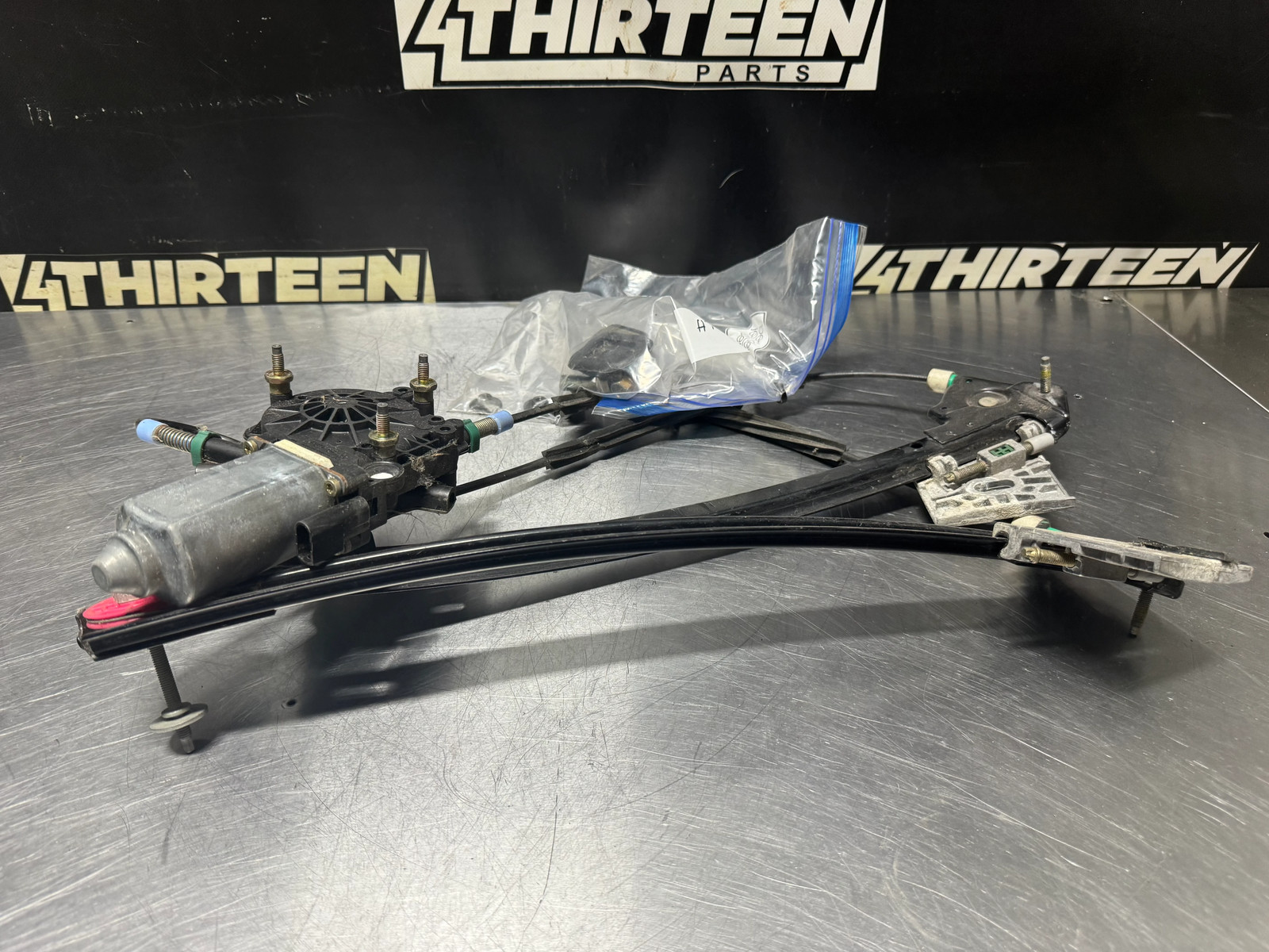 1997-2004 C5 CORVETTE DRIVER LH WINDOW MOTOR REGULATOR ASSEMBLY #N232