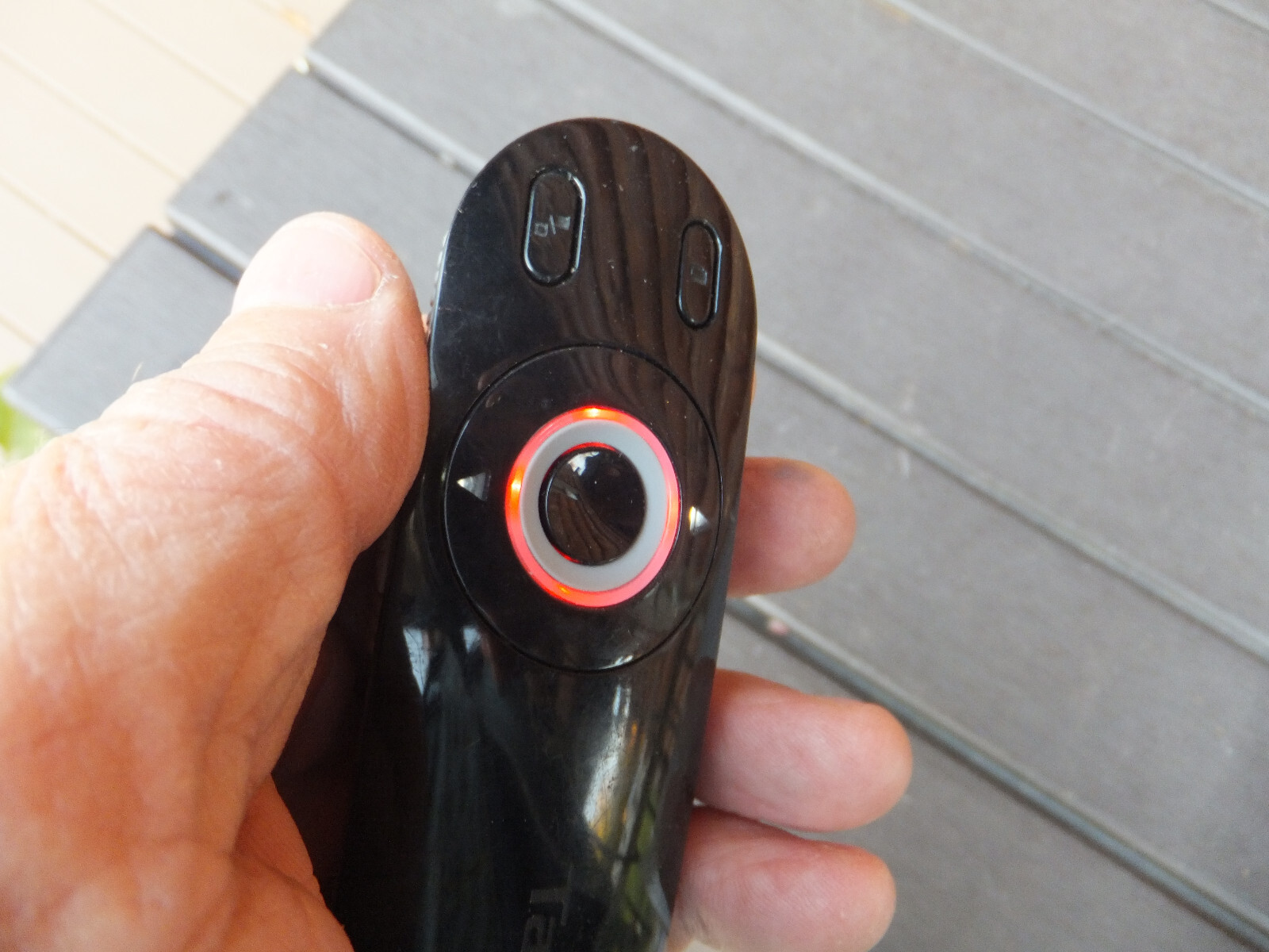 Targus P32 Dual-Mode Presenter/Pointer. Bluetooth - For Windows & Mac, No Back