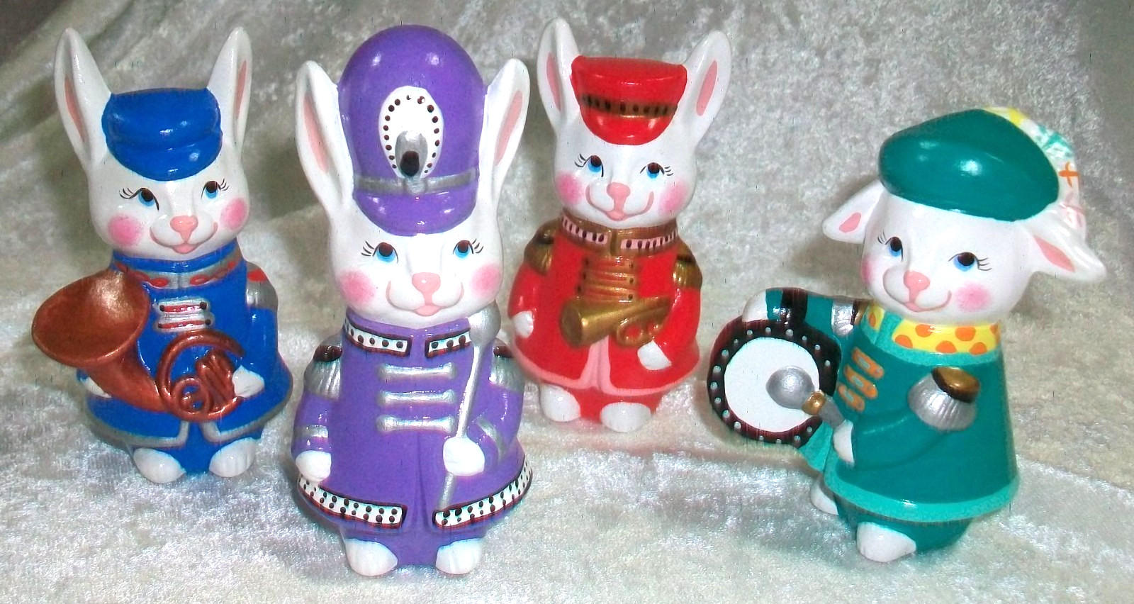 Vintage Miniature Byron White Rabbit Musical High School Marching Band Figurines