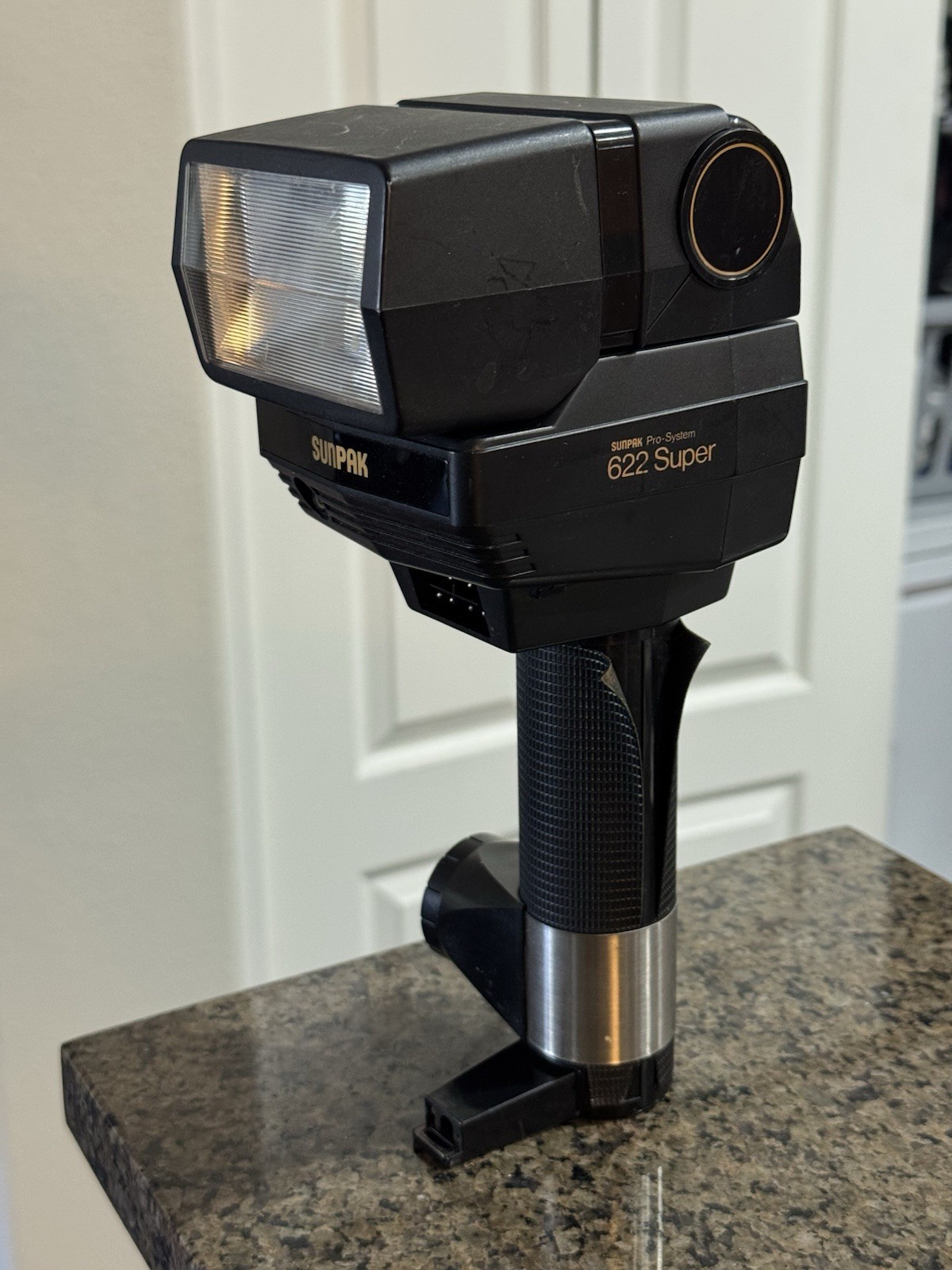 Sunpak 622 Super Pro System Flash w/ Handle And SH-1
