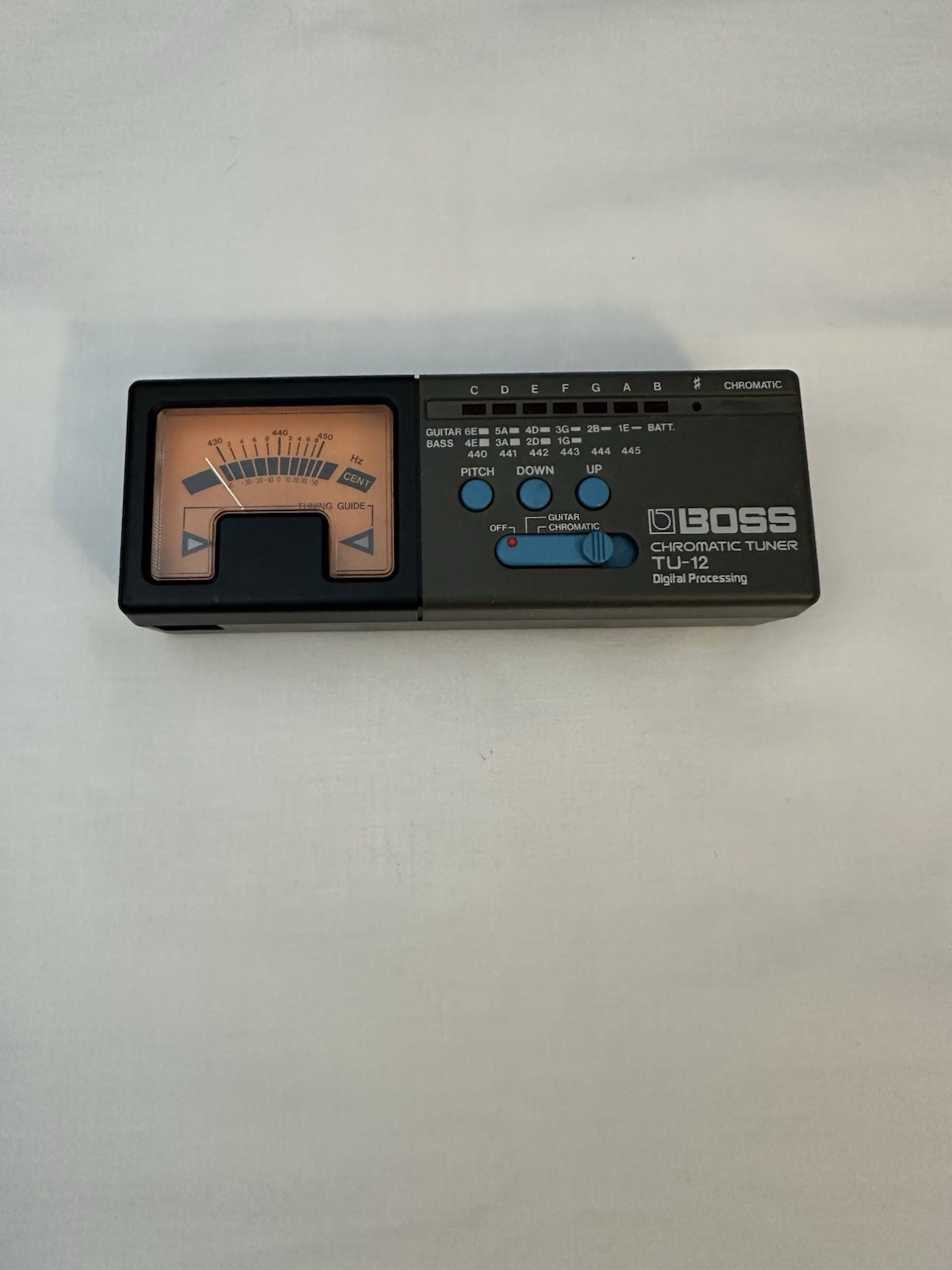 Boss Chromatic Tuner TU -12 Guitar Bass
