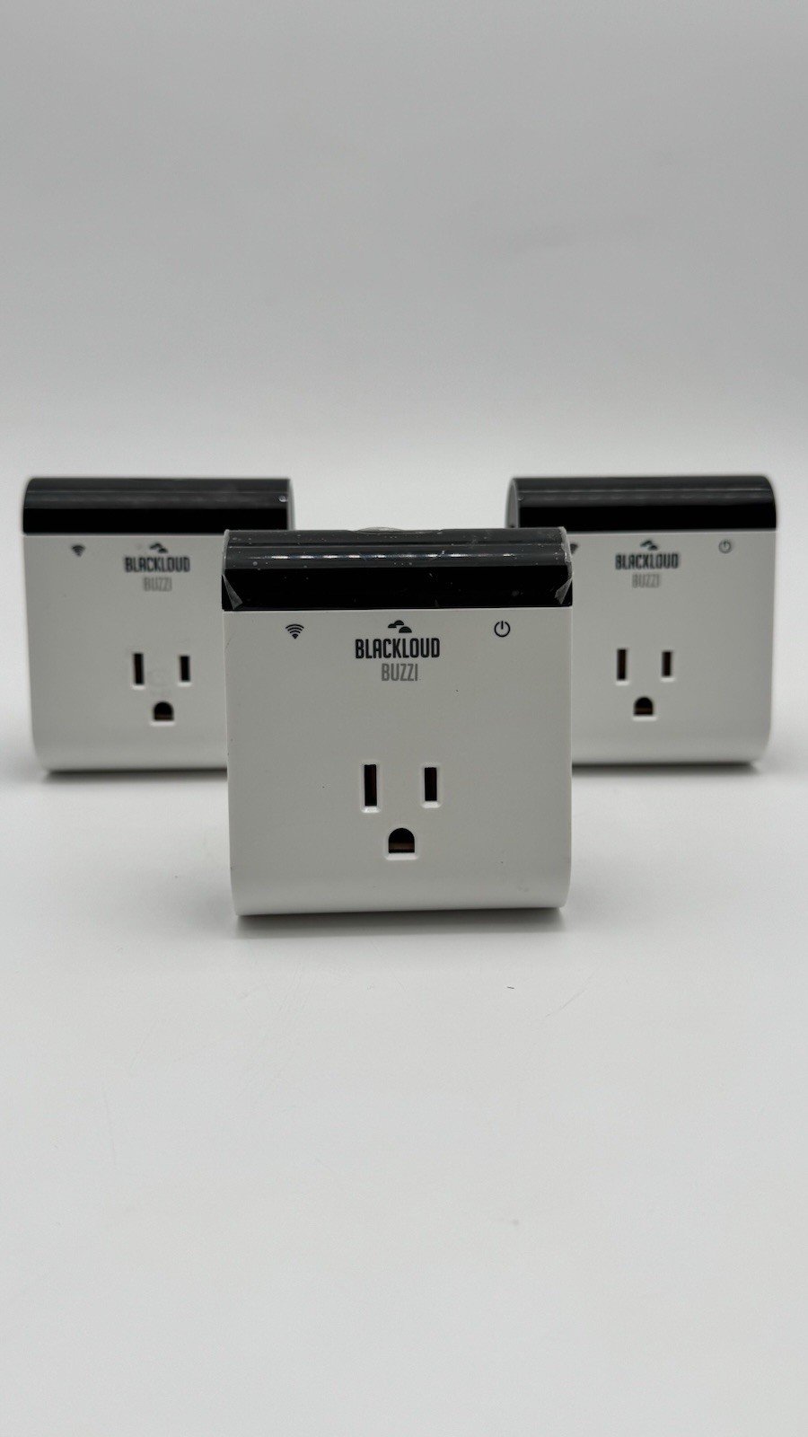 Blackloud Buzzi Smart Wireless Switch, Wi-Fi  Outlet Built in Micro USB 3 Pack