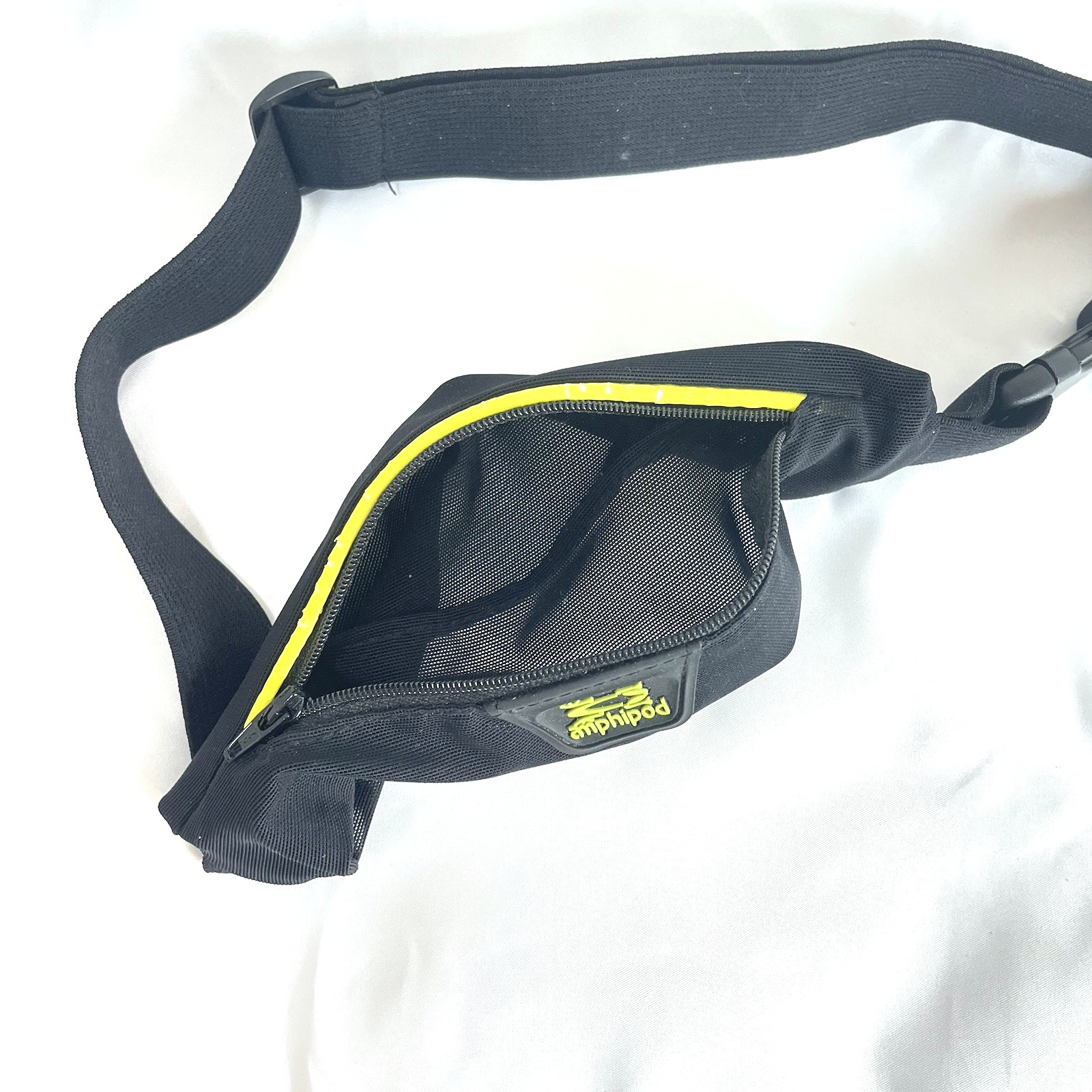 Amphipod AirFlow MicroStretch Belt Black/Yellow Large Adjustable Running Hiking