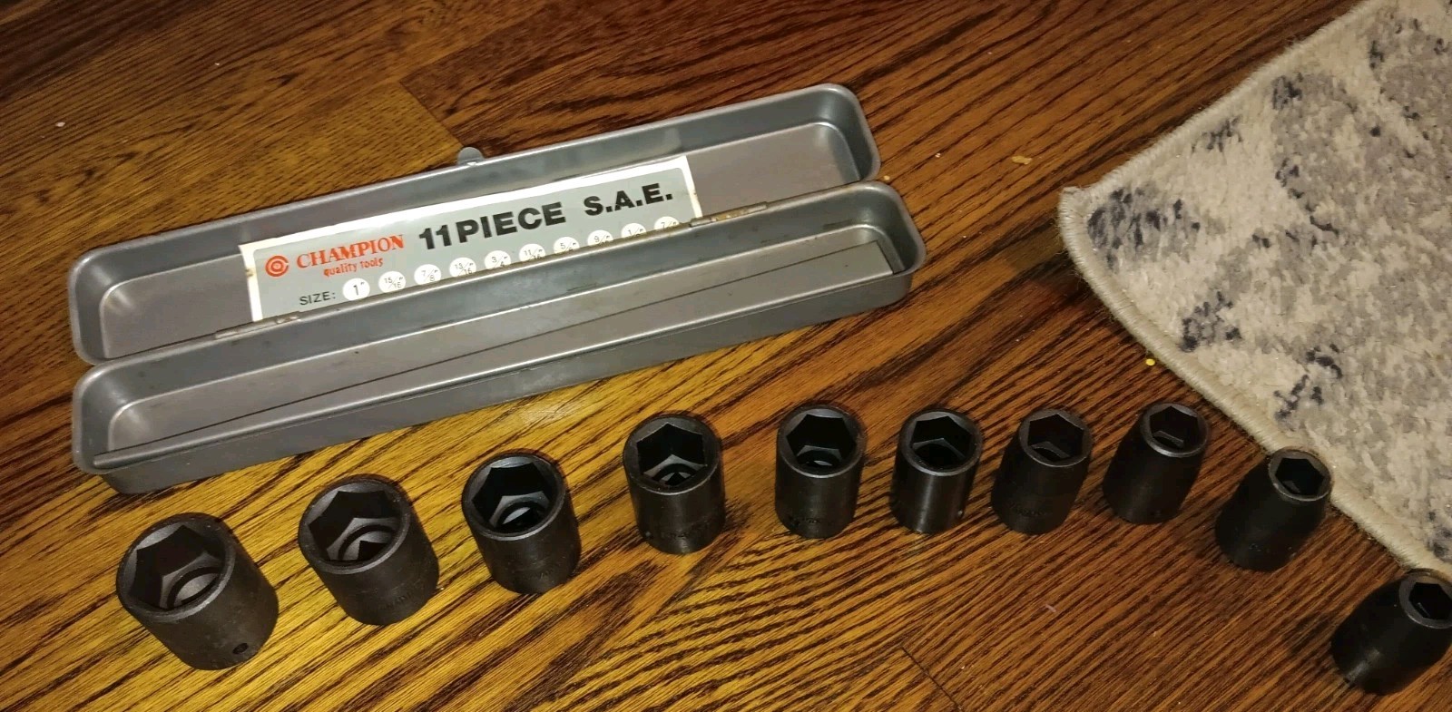 Vintage Champion Sae Impact 11 Piece Socket Set