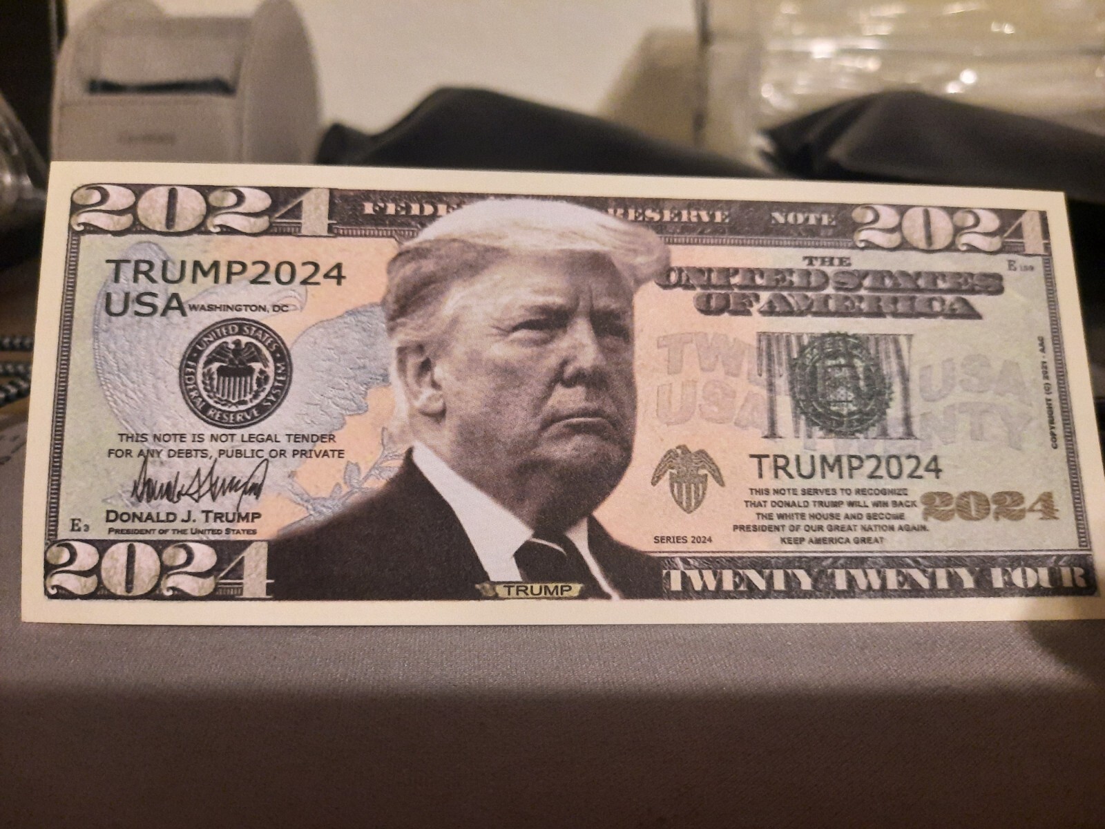 Set Of 4 Donald Trump 2024 & $100 Prank Fake Presidential Bills MAGA USA 45 47