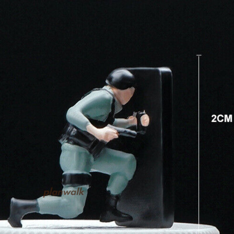 2PC Painted Miniatures 1:64 Scale Shield Police Figures Combat Ready Models