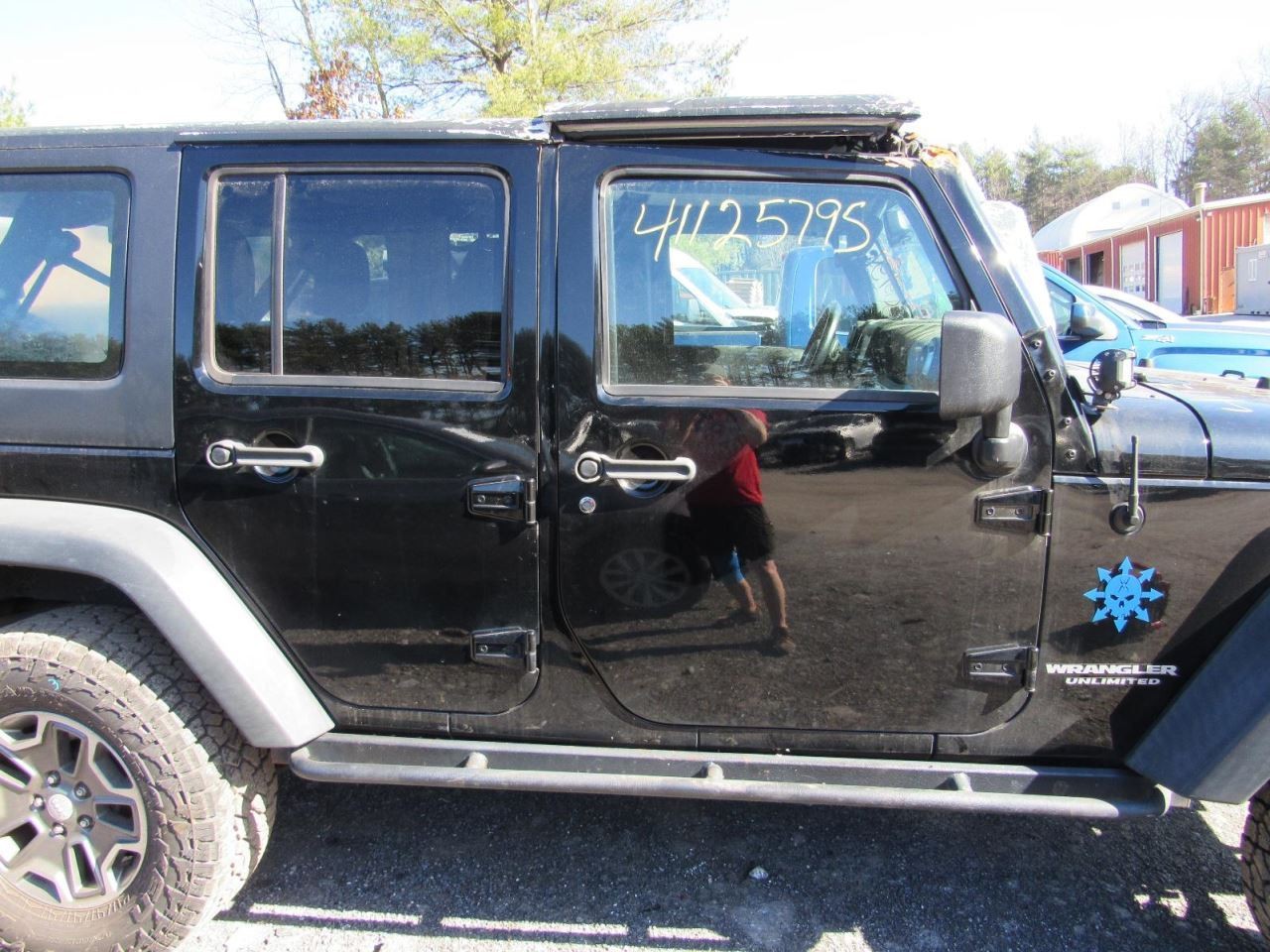 TJ 2014 Glove Box 1032890