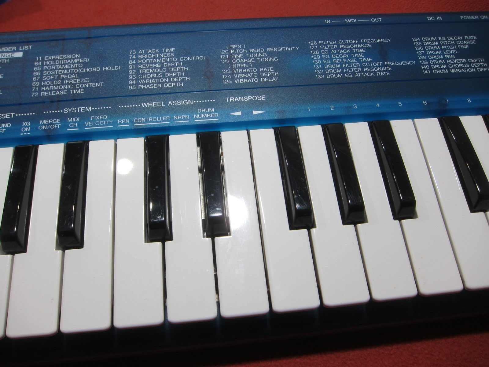 Yamaha CBX-K1 32-Key MIDI Keyboard Controller Clear Blue Skeleton MIJ Tested