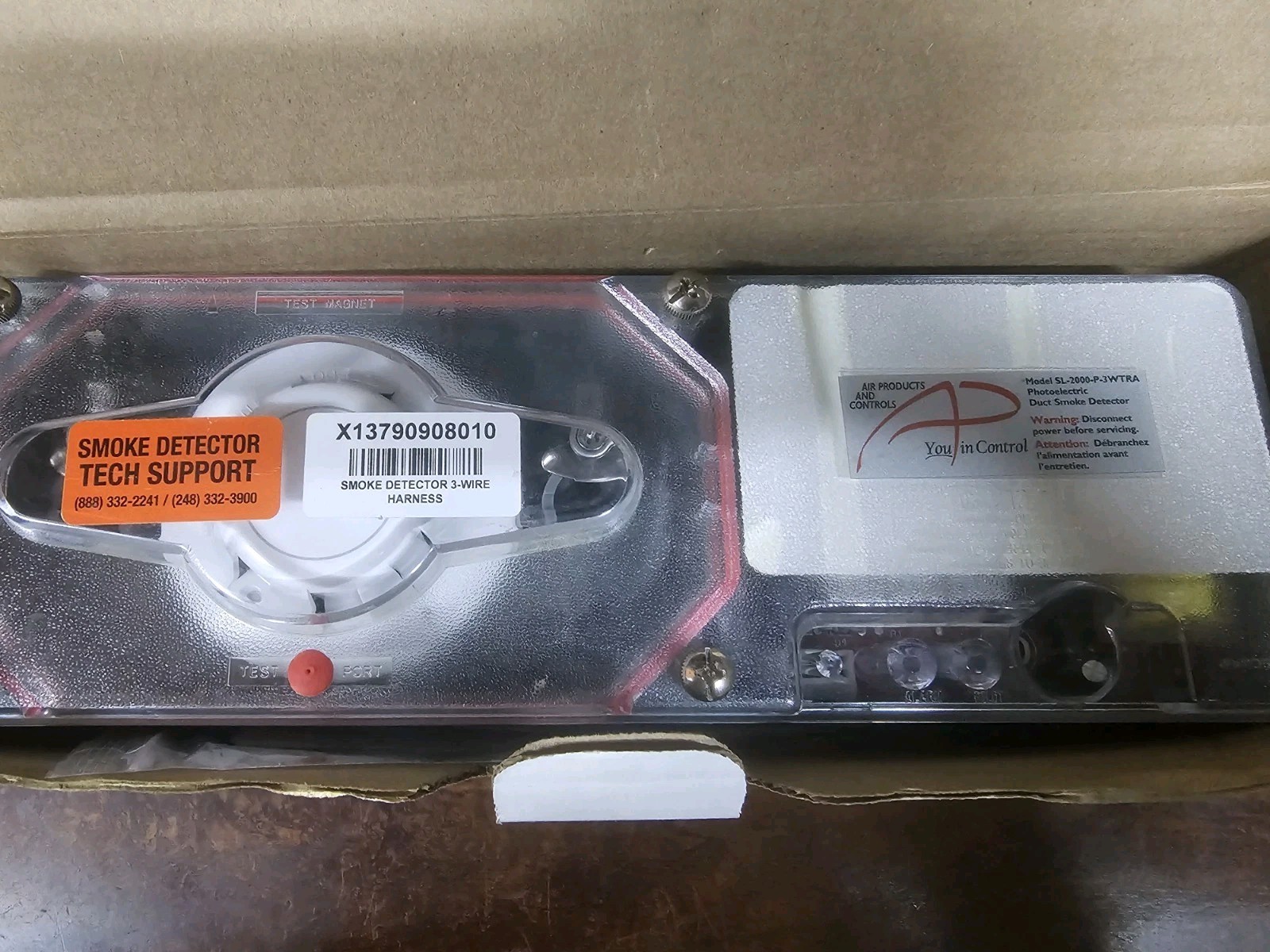 Air  Products and Controls  Duct Smoke Detector SEN01789 Used Trane