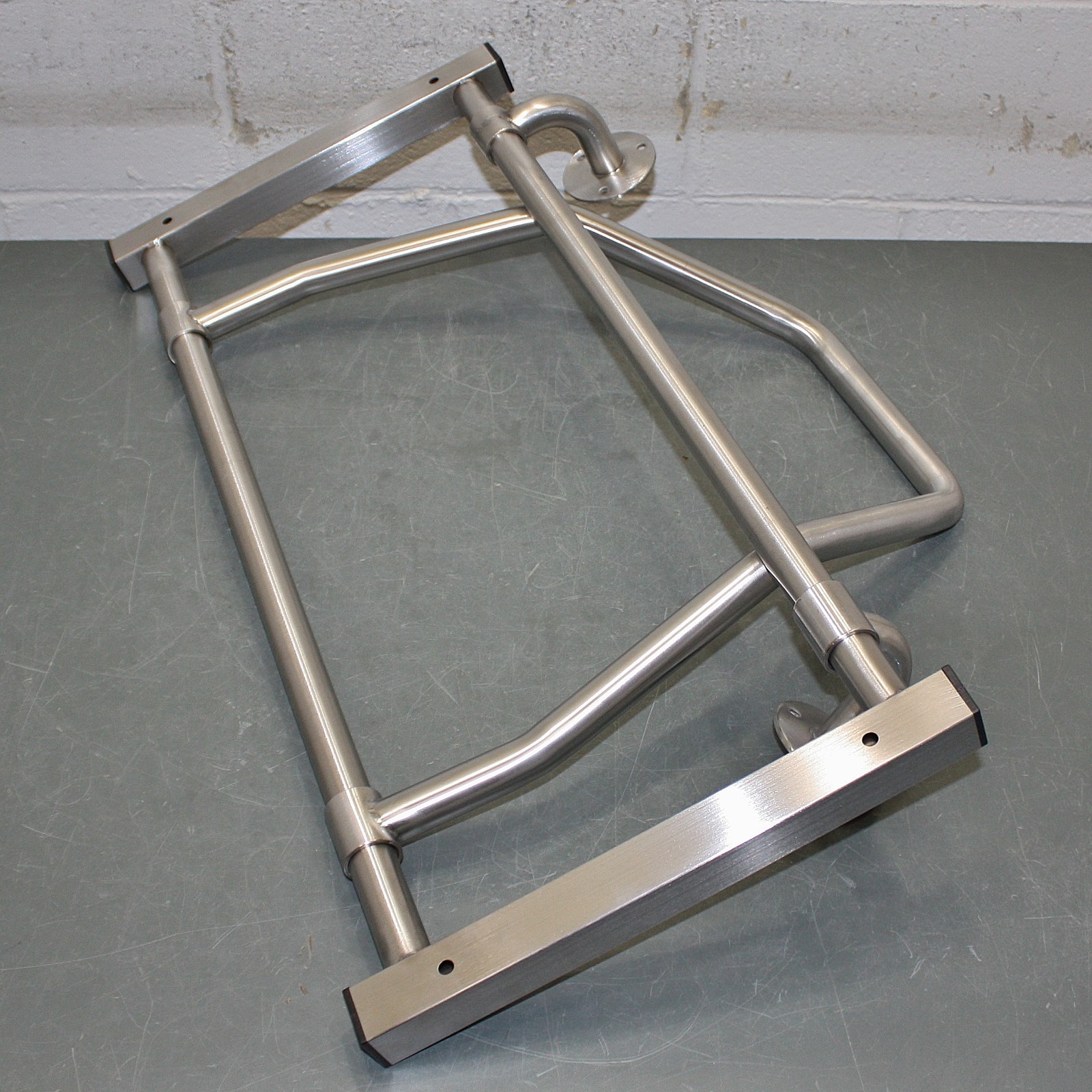 Bradley Folding Shower Seat 9569-000000, Wall Mounted, ADA 250lbs, Reversible L