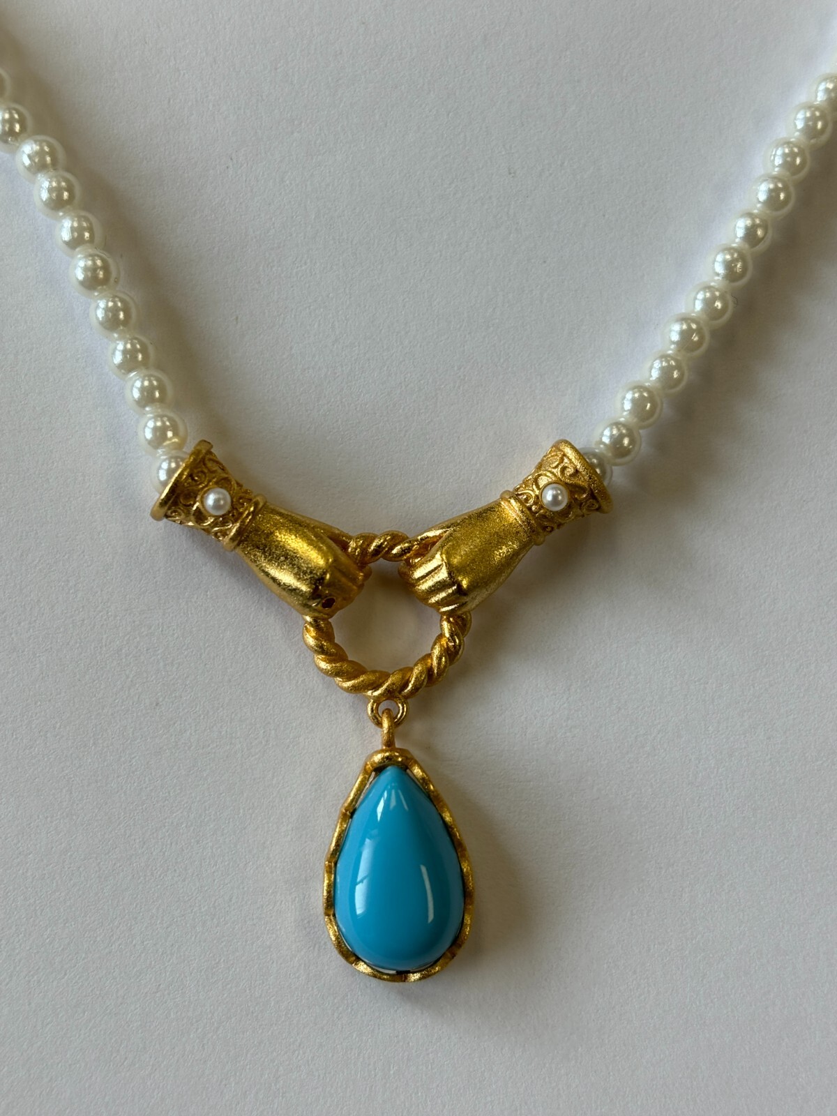 Hand Hold Loop Barbie Style Necklace