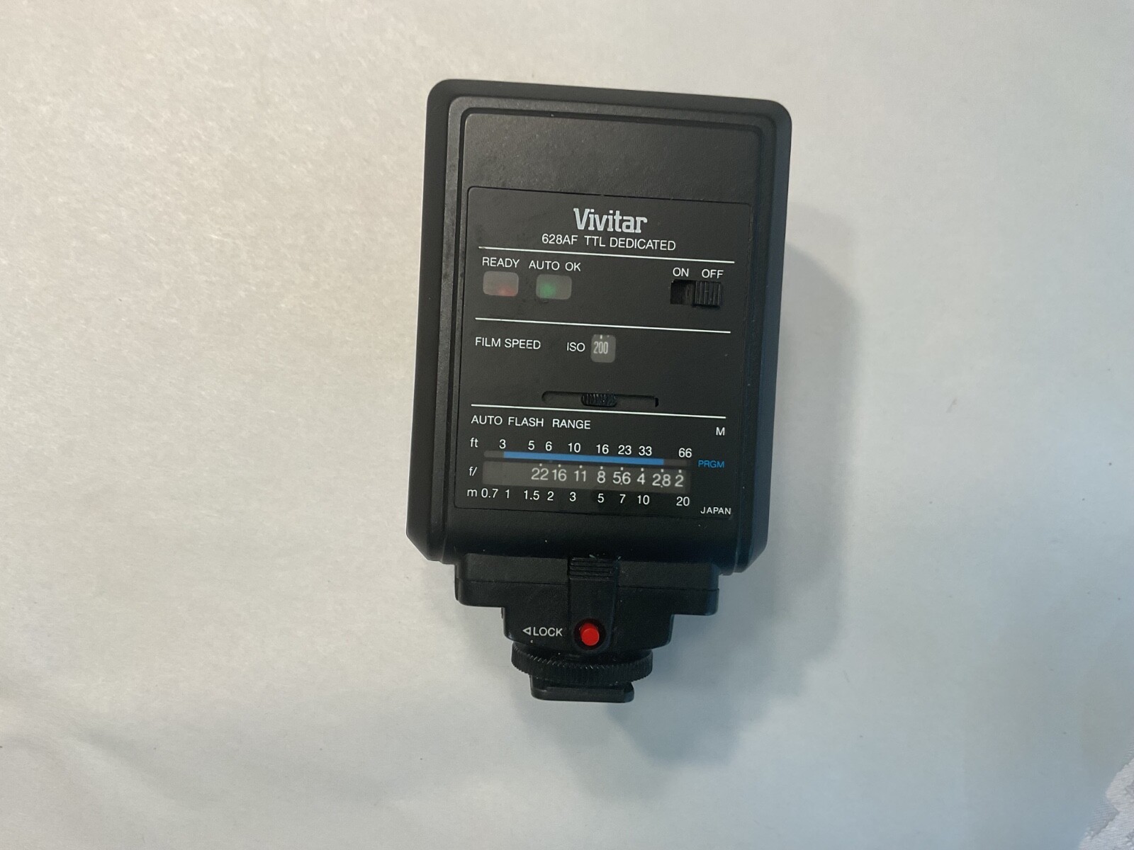 VIVITAR AUTO FOCUS ILLUMINATOR 628AF FLASH UNIT