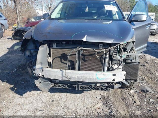 QX60      2018 Glove Box 4987578