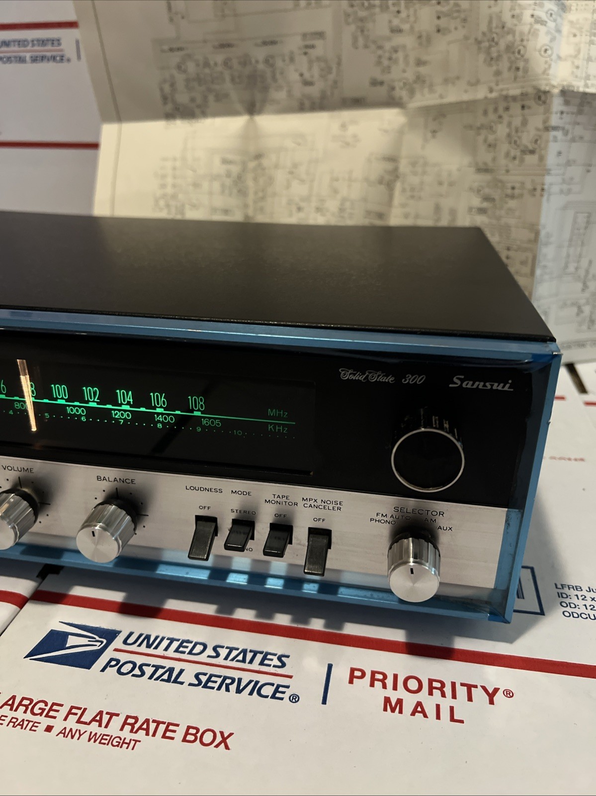 Sansui 300 Solid State AM/FM Tuner Amplifier W/Schematic - WORKS - WARRANTY