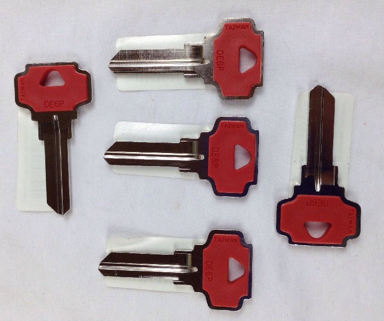 QTY 5 HYKO KEY BLANKS RED PLASTIC COLORED EZ# DE6PR 13005DE6PR FREE SHIPPING