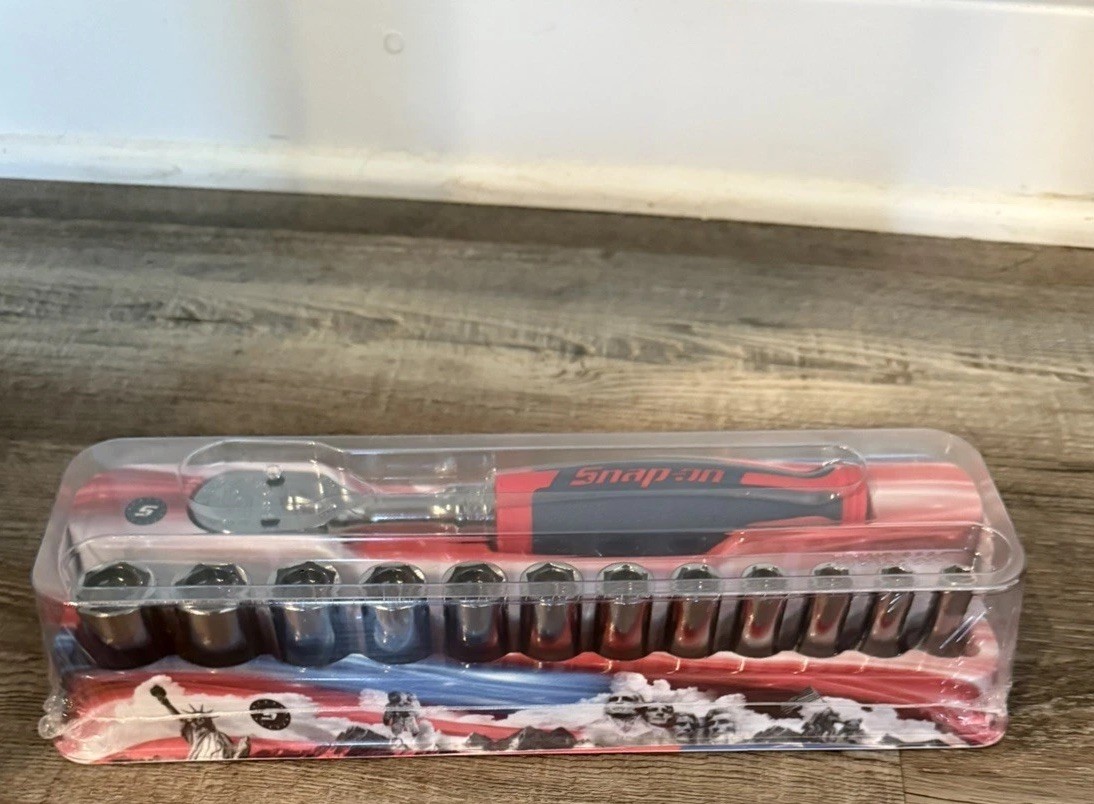 SNAPON America 250th Anniversary 3/8" Drive 13-PC. Ratchet & Socket Set