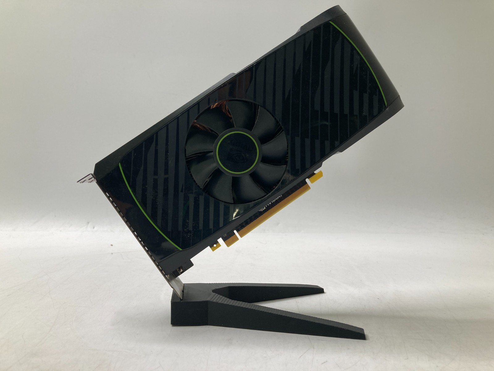 NVIDIA GeForce GTX 560 Ti 1GB GDDR5