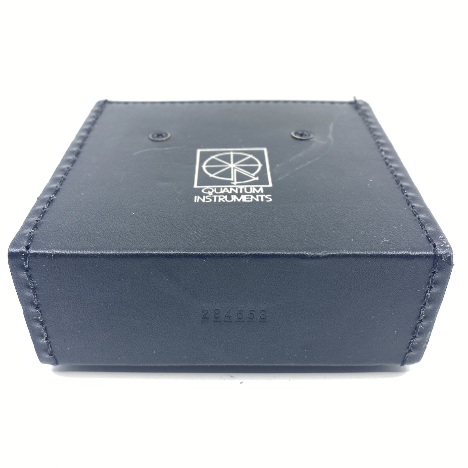 Quantum Battery 1 UNTESTED Vintage Case Clip I