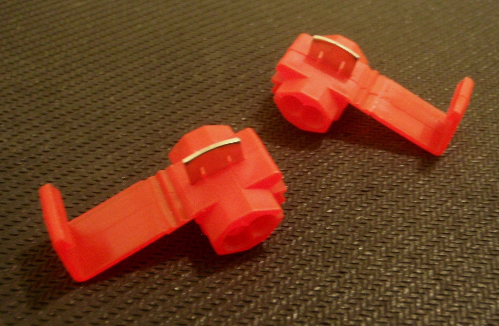 100PC QUICK SPLICE CONNECTOR 22-18 AWG  PVC