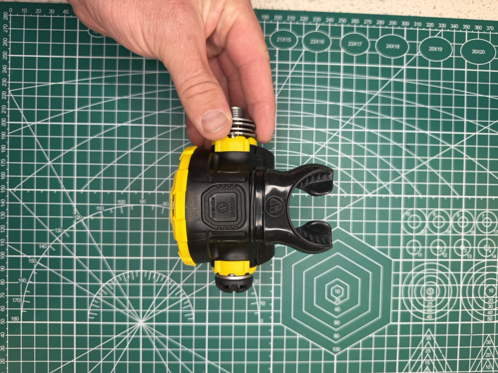 Apeks MTX-R Octo w/ Hose