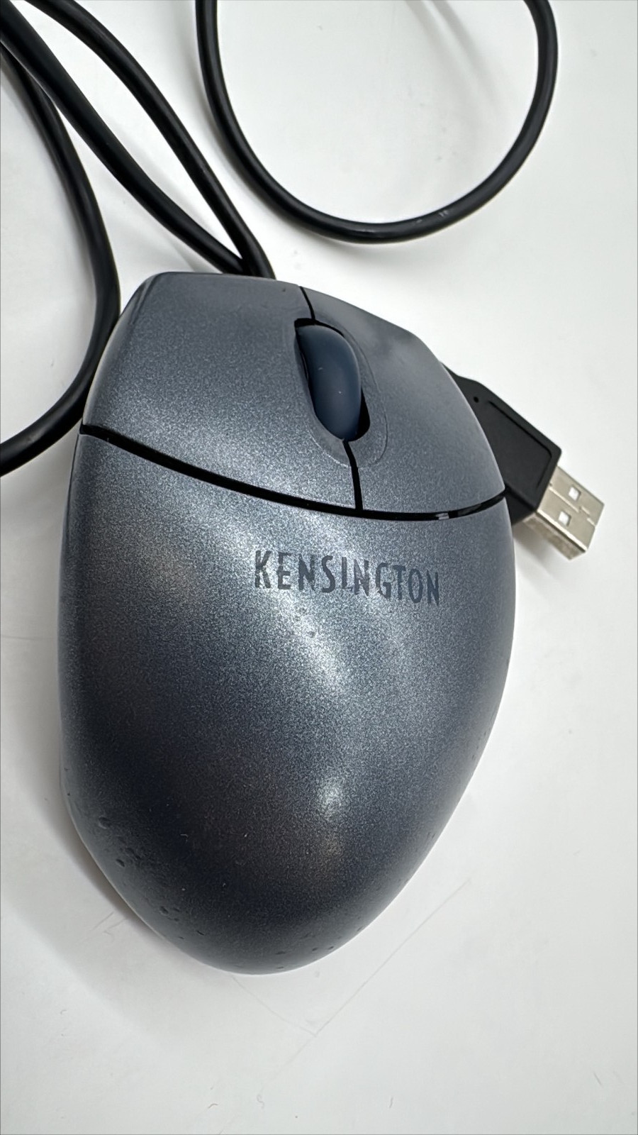 Kensington Mini Wired USB Mouse Ergonomic PocketMouse Portable Design