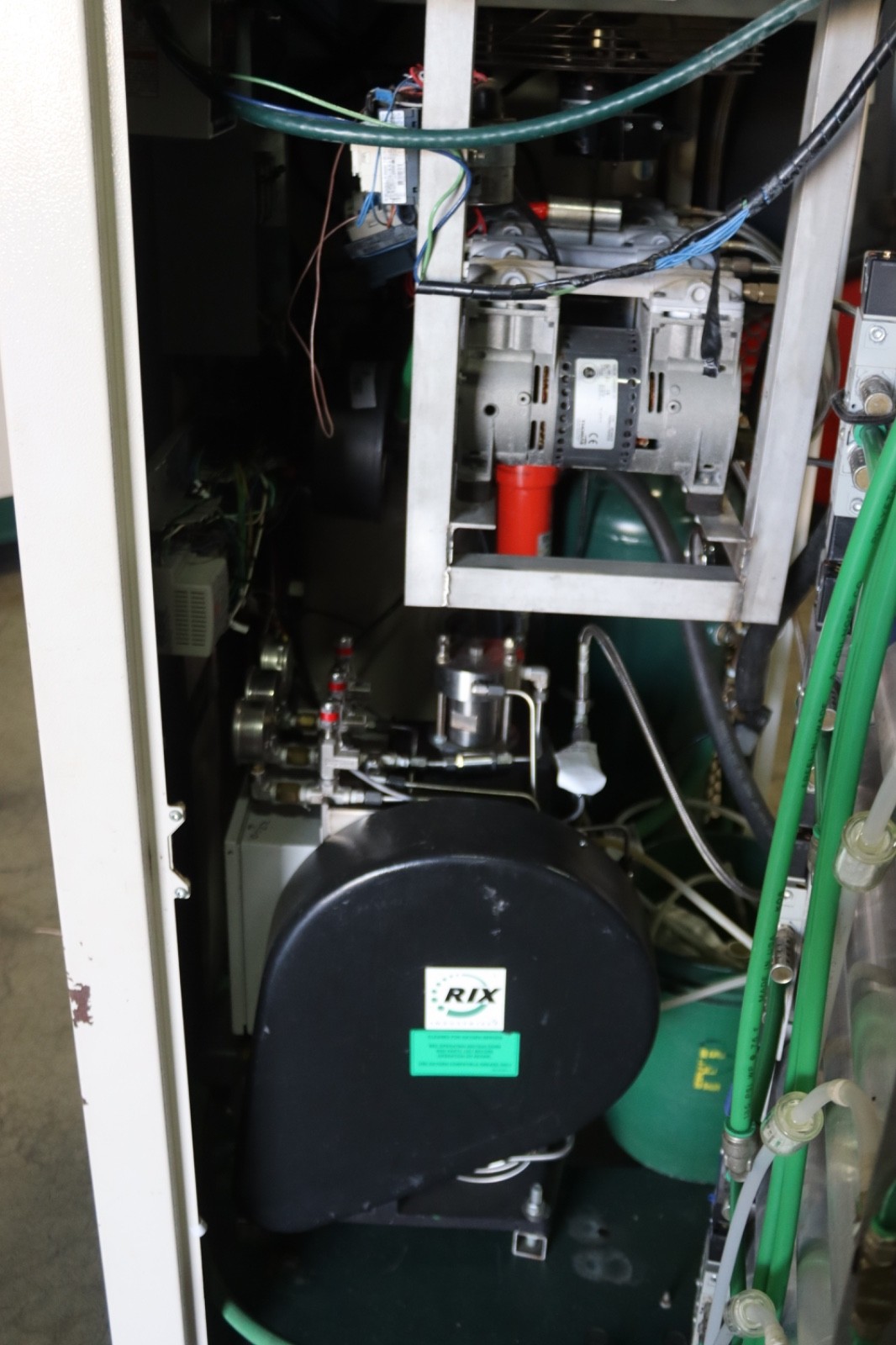 OGSI MOGS-100 BREATHING AIR Generator