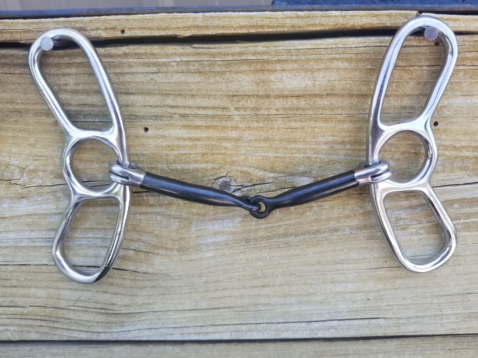 Black Steel Sweet Iron Butterfly Bit