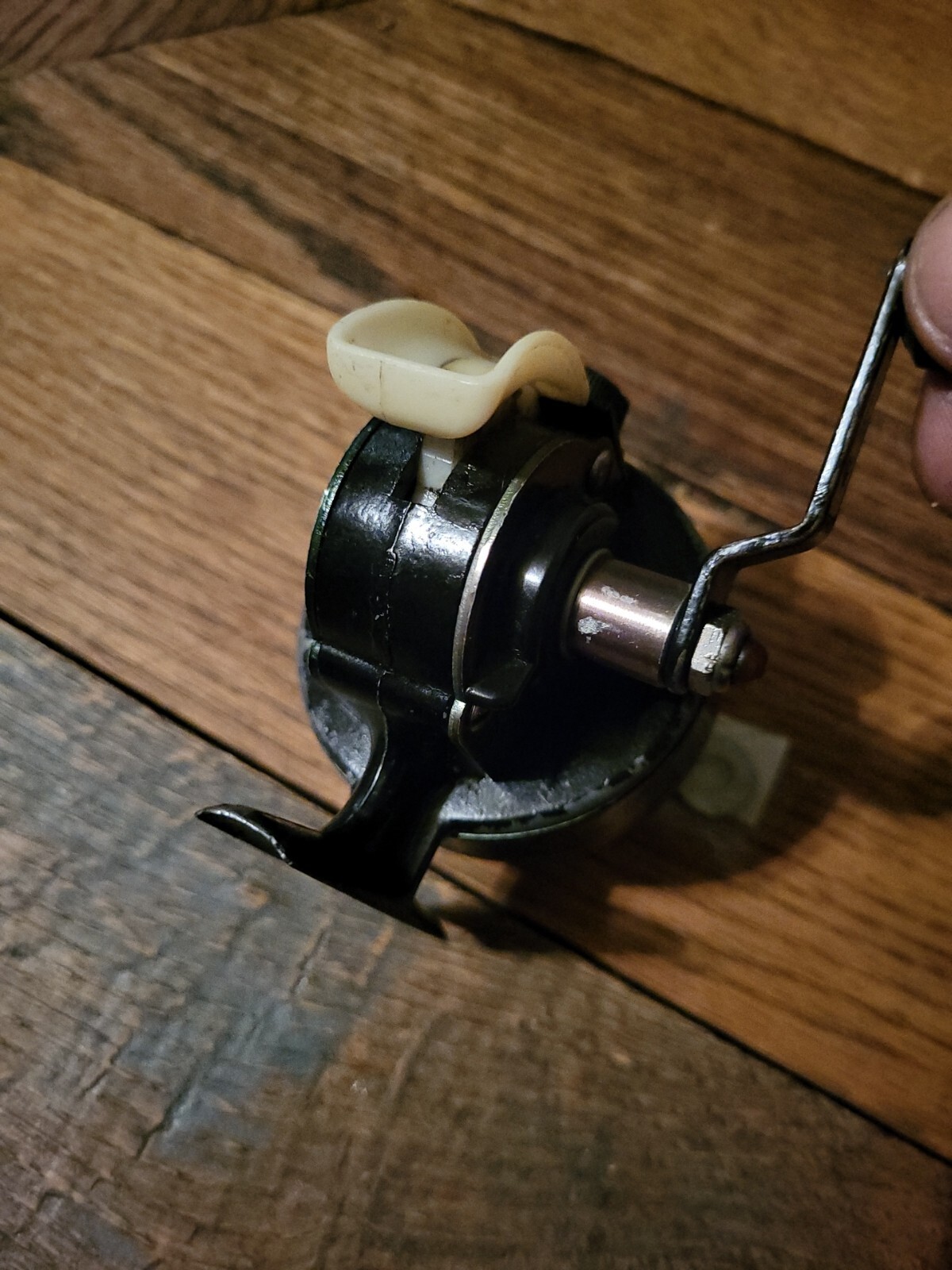Johnson Century Model No 100B Spin Cast Reel - Made in USA