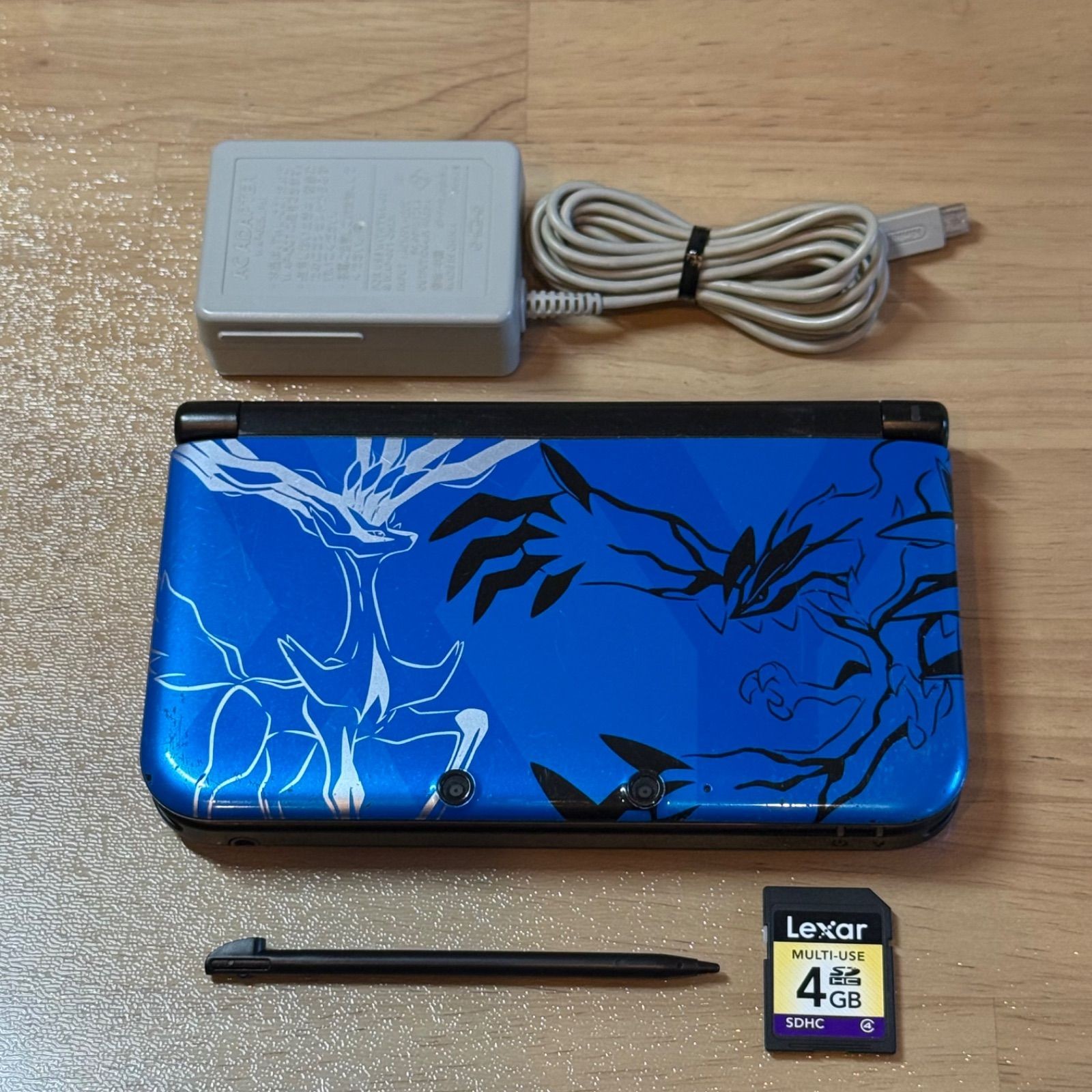 Nintendo 3DS LL XL Pokemon XY Xerneas Yveltal Blue Console w/ Charger Japanese