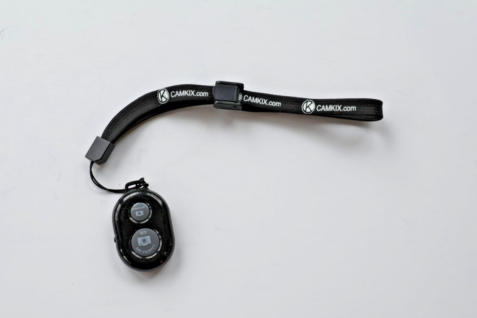 CamKix Bluetooth Camera Remote – Wireless Shutter for iOS & Android Smartphones
