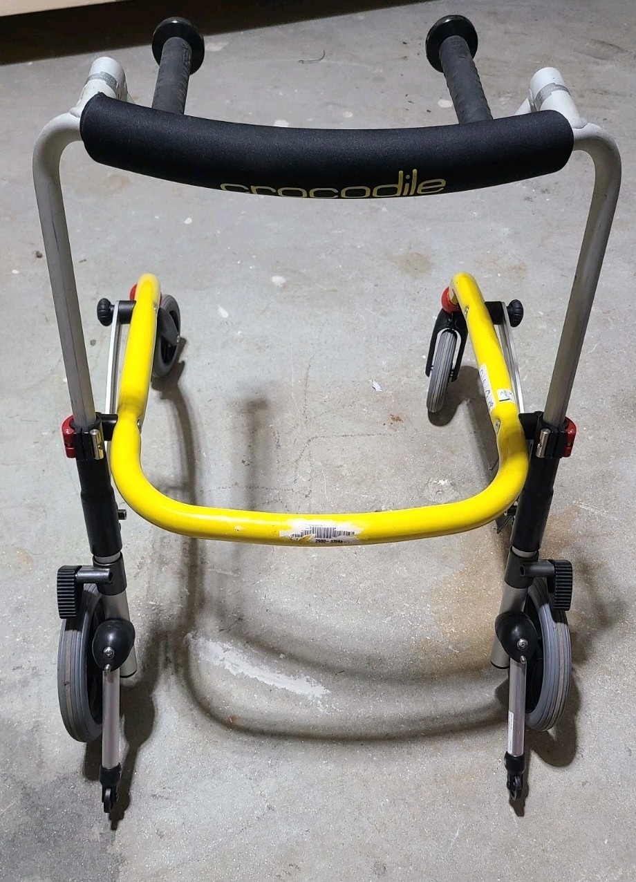 R82 Crocodile Gait Trainer Posterior Walking Aid Size 1