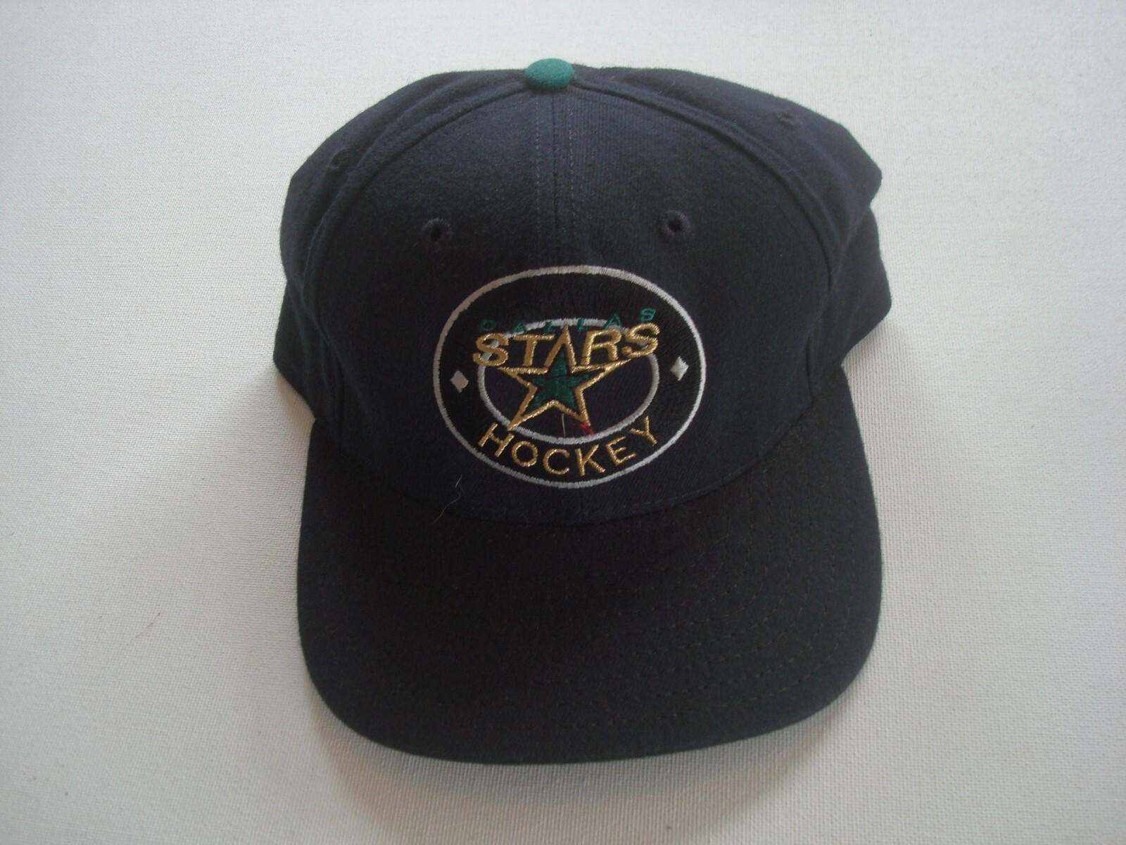 DALLAS STARS NEW ERA 90S  FITTED SZ 7  BEACH GOLF HAT CAP VINTAGE EE5