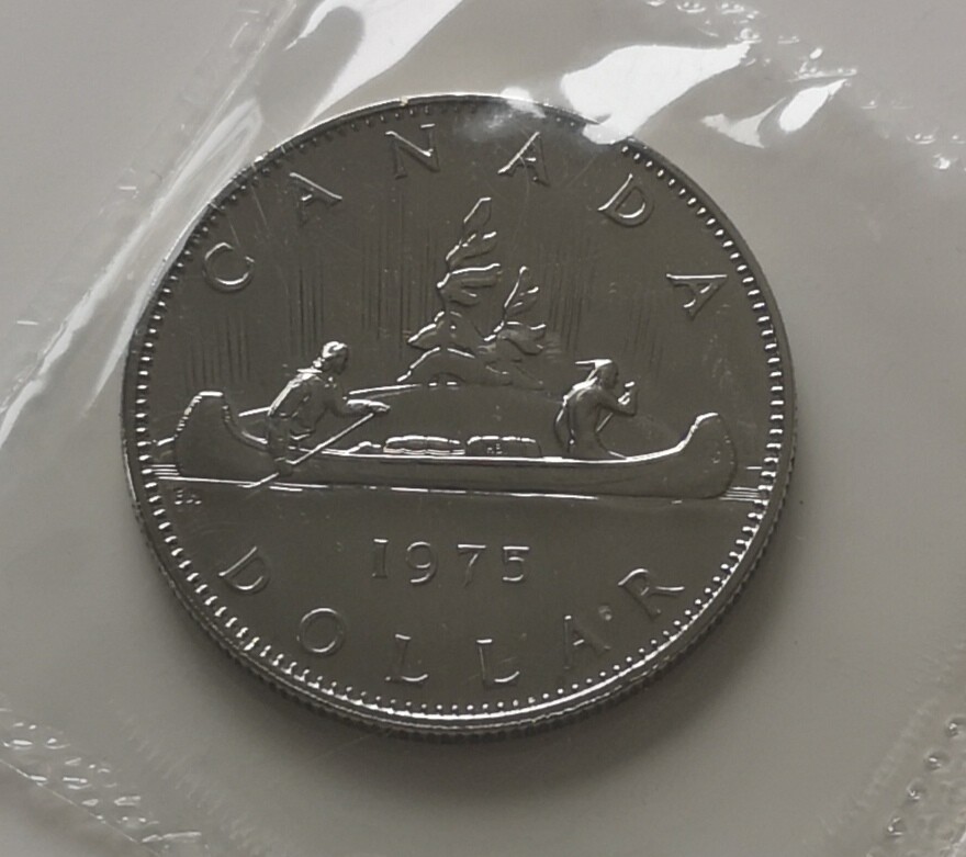 *** CANADA  1975  VOYAGEUR   NICKEL  DOLLAR  *** PROOF  LIKE  MINT  SEALED  ***