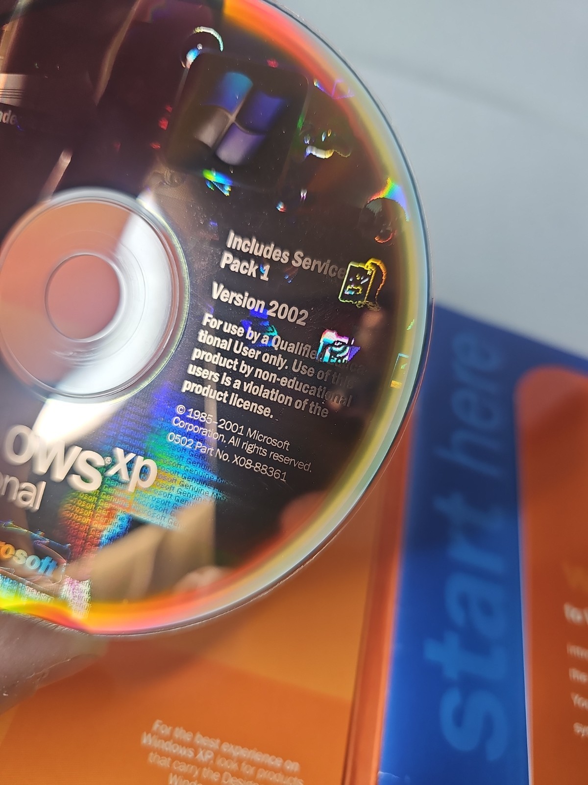 Microsoft Windows XP Professional, Academic Edition, No Box, Rare, Full Install