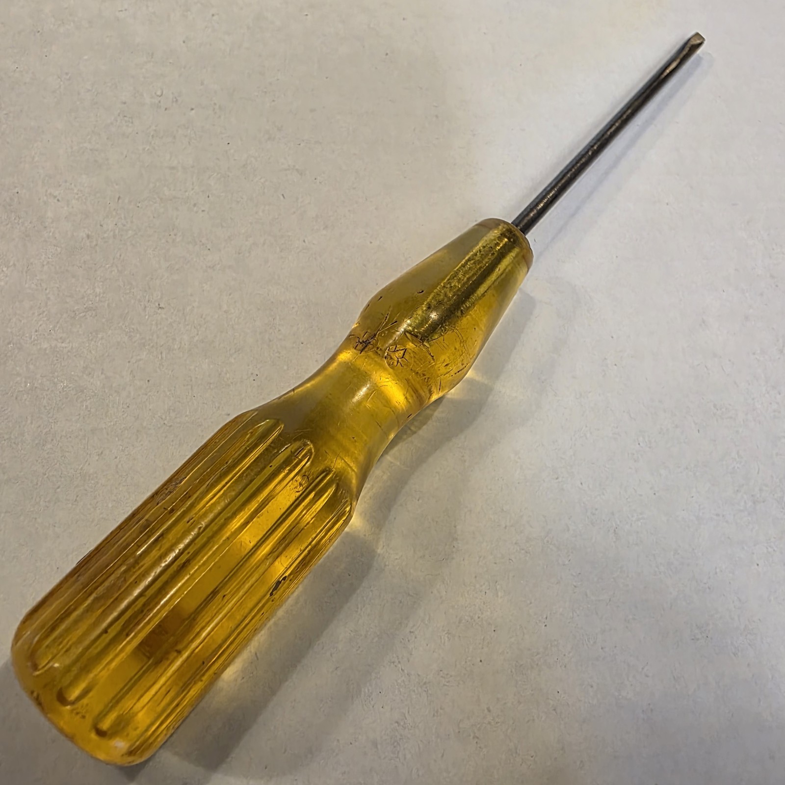 Stanley Flat Slotted Screwdriver USA Small Yellow