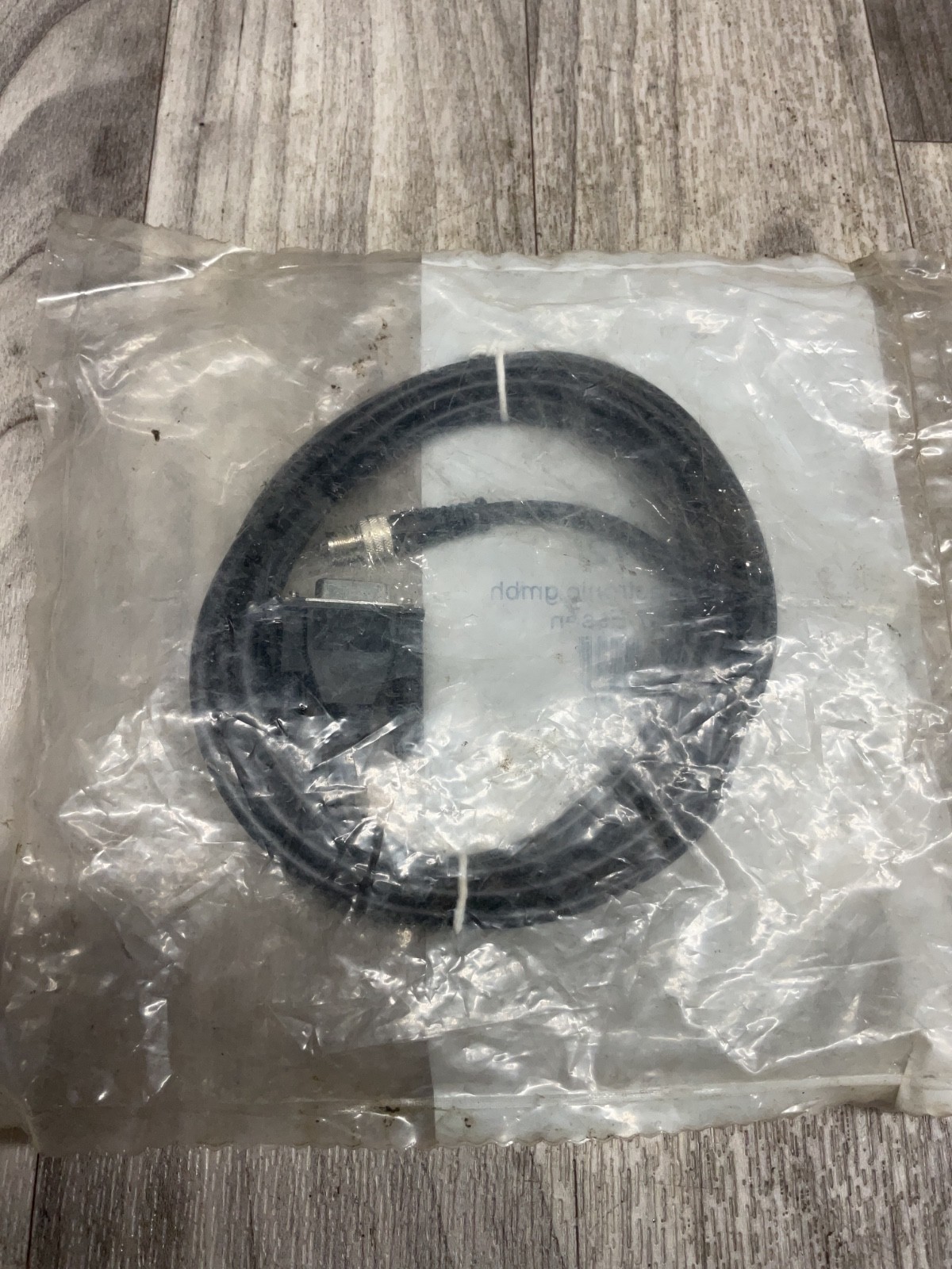 Ifm E11572 Electrical Sensor D45127 Essen #4032I18