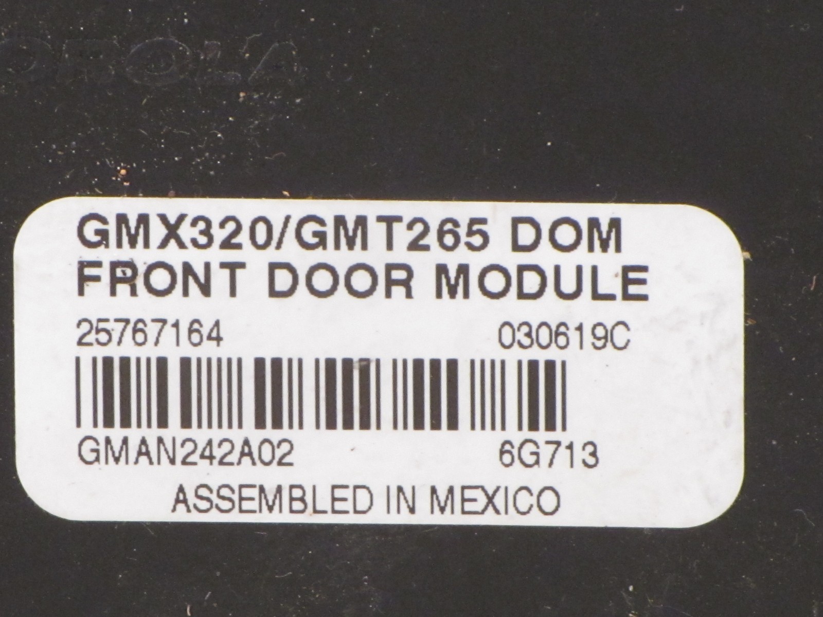 2004 04 CADILLAC CTS Front Door Module Computer 25767164