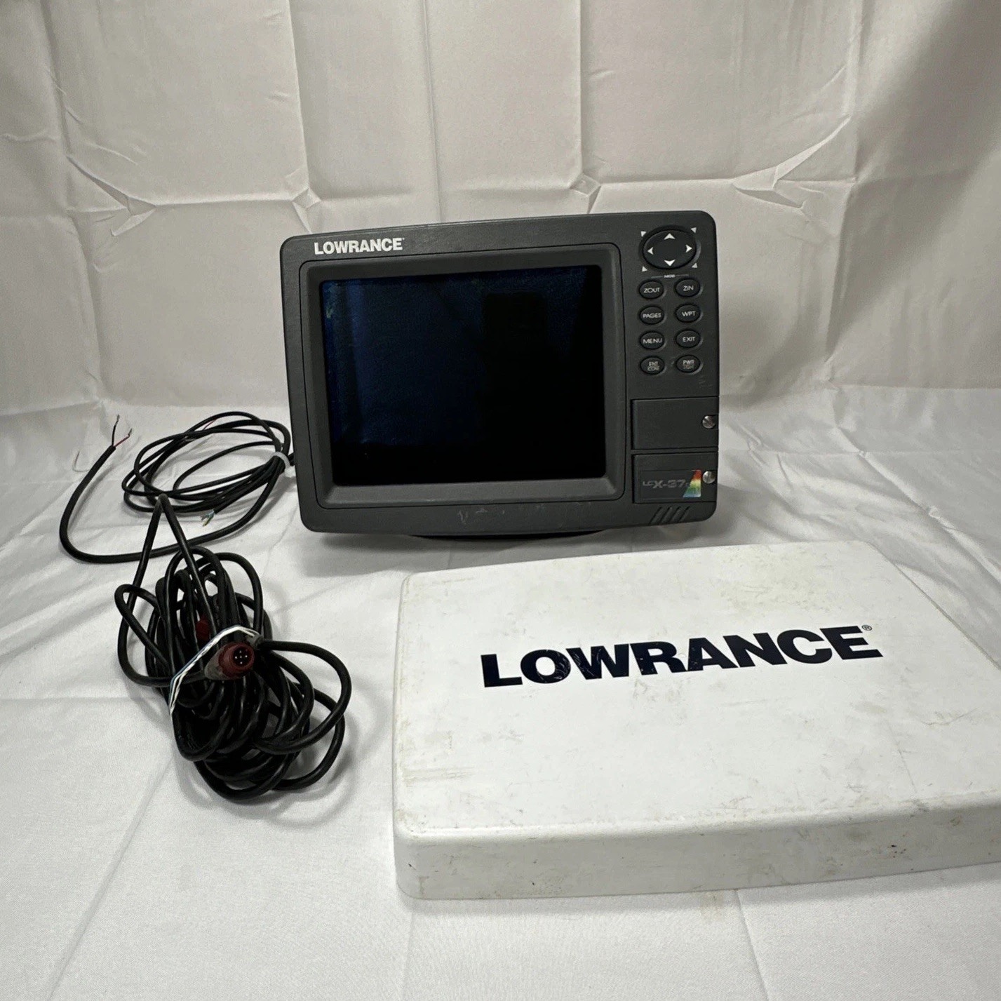 Lowrance LCX-37c Fishfinder Head Unit With Mount. Tested - No transducer or GPS