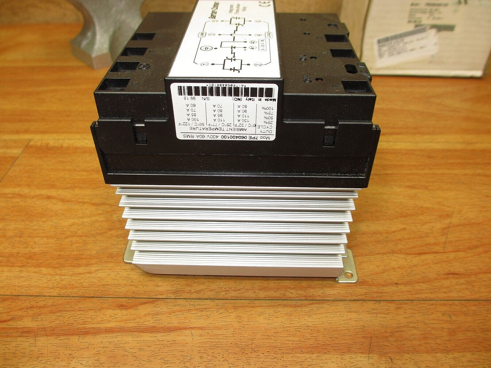 Barber Colman 7PE060400100 *NEW* Solid State Relay 400V