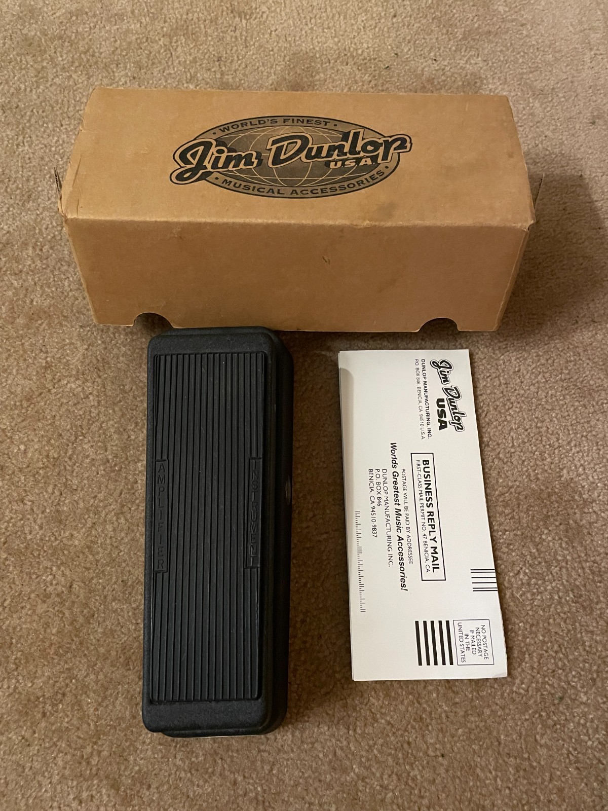 ALMOST UN-USED, perfect condition Jim Dunlop GCB-95 original cry baby wah pedal