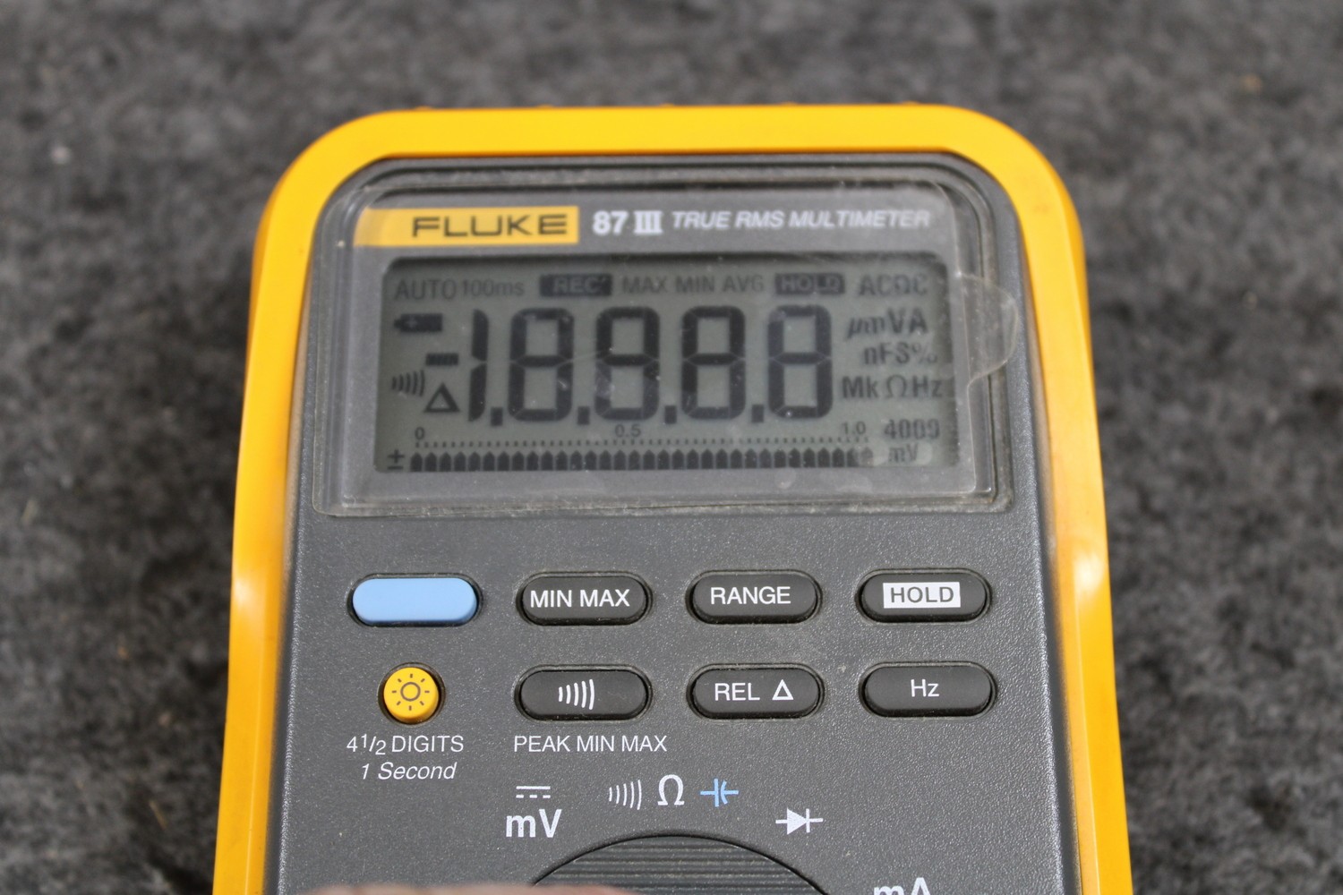 Fluke 87iii True RMS Digital Multimeter w/Test Leads (465191)