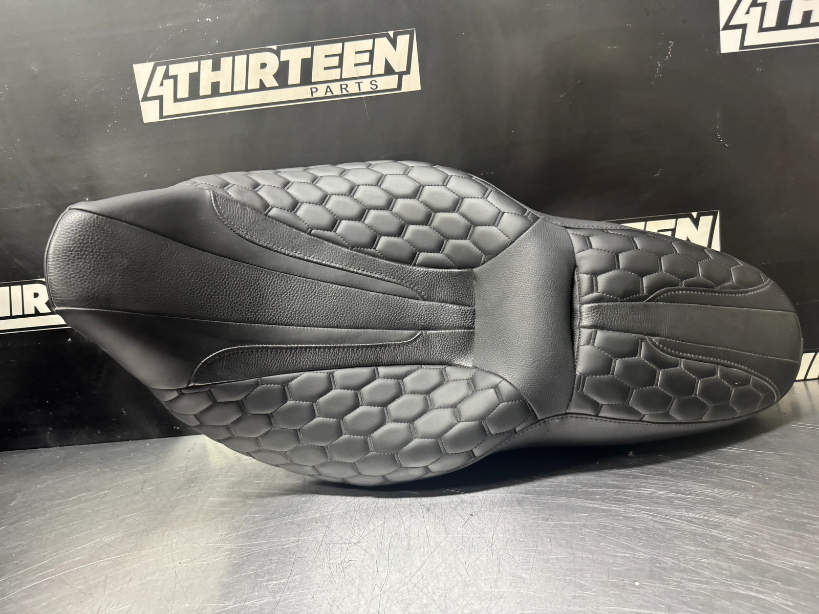 2010 HARLEY DAVIDSON STREET GLIDE C.C. RIDER SEAT S03  #N331