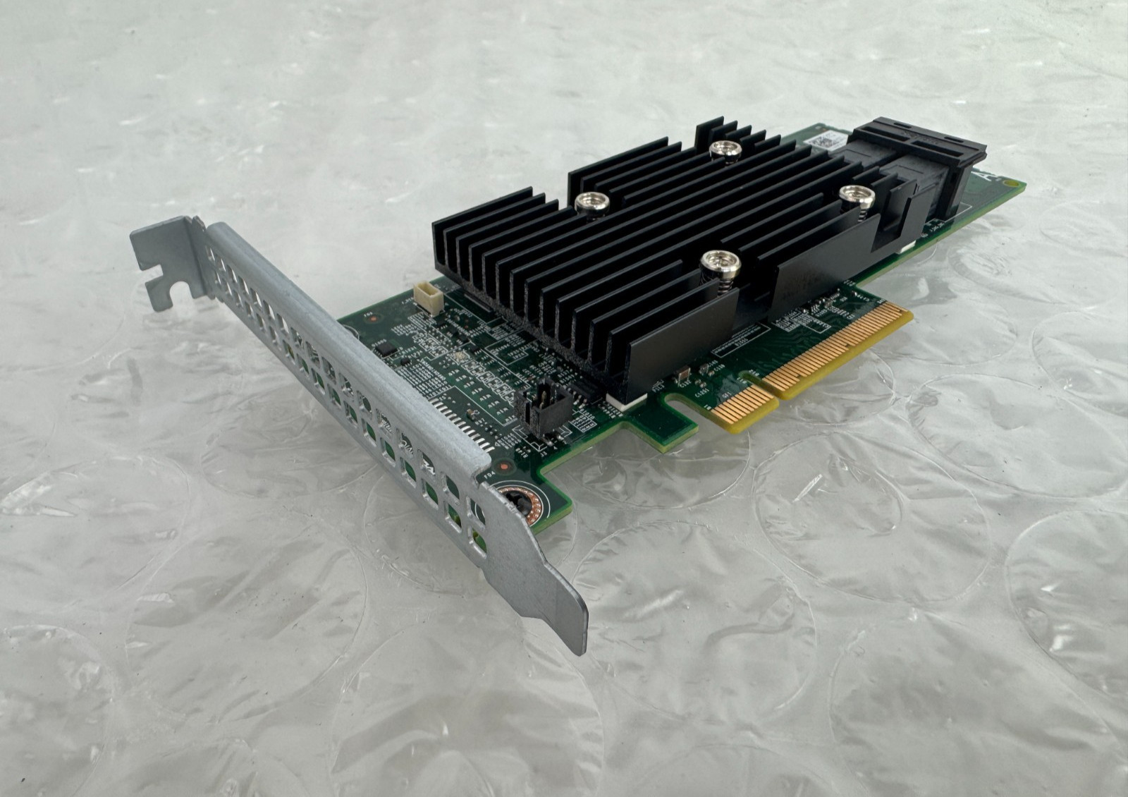Dell PERC H330 12GB/s SAS PCIe RAID Controller Dell P/N: 099T5J